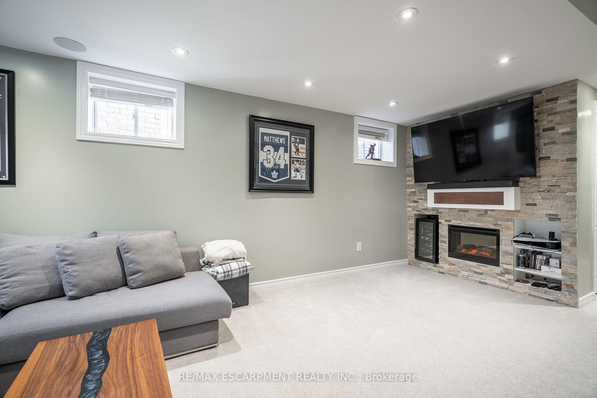 80 Montreal Circle photo 33