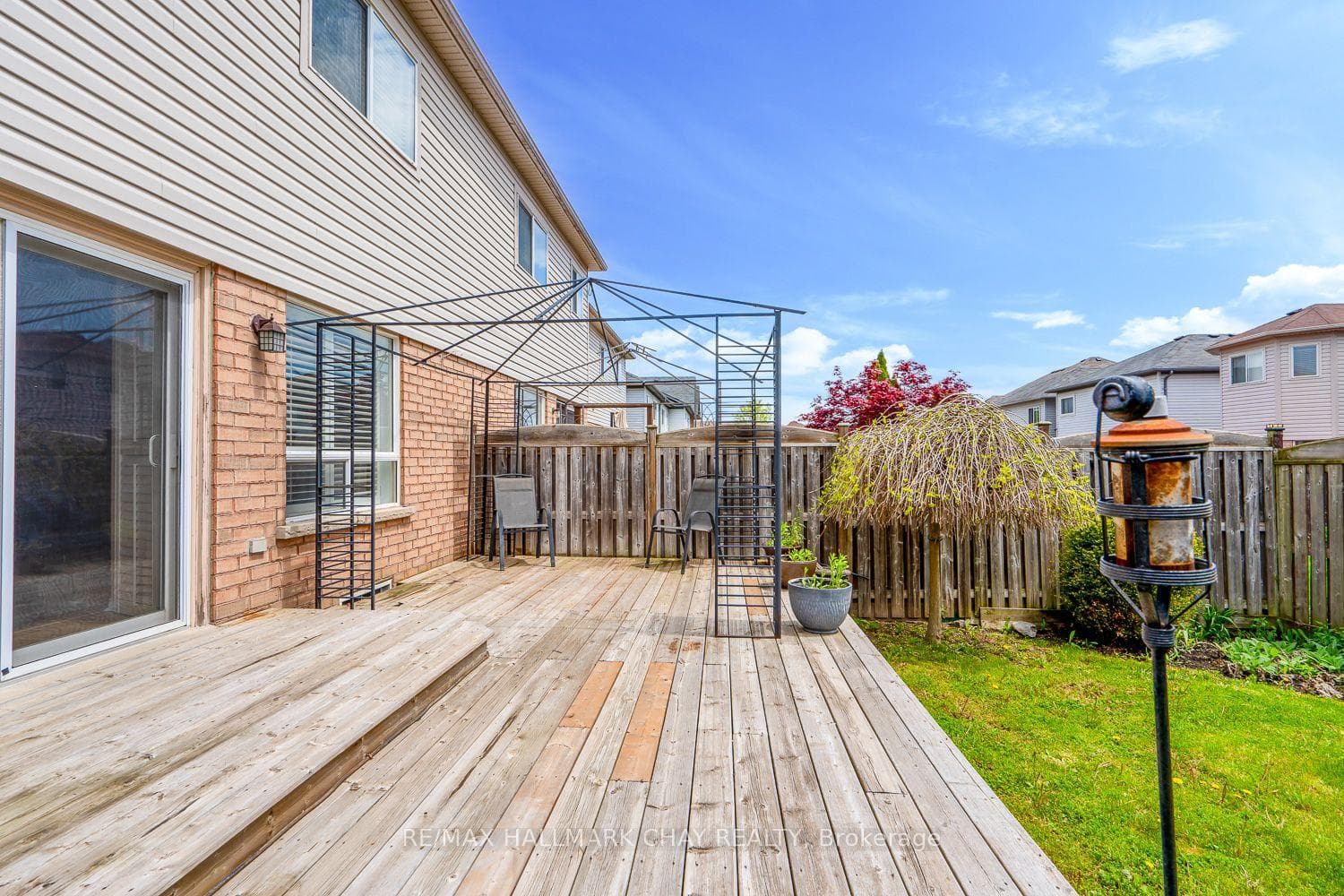 17 Presley Crescent photo 31