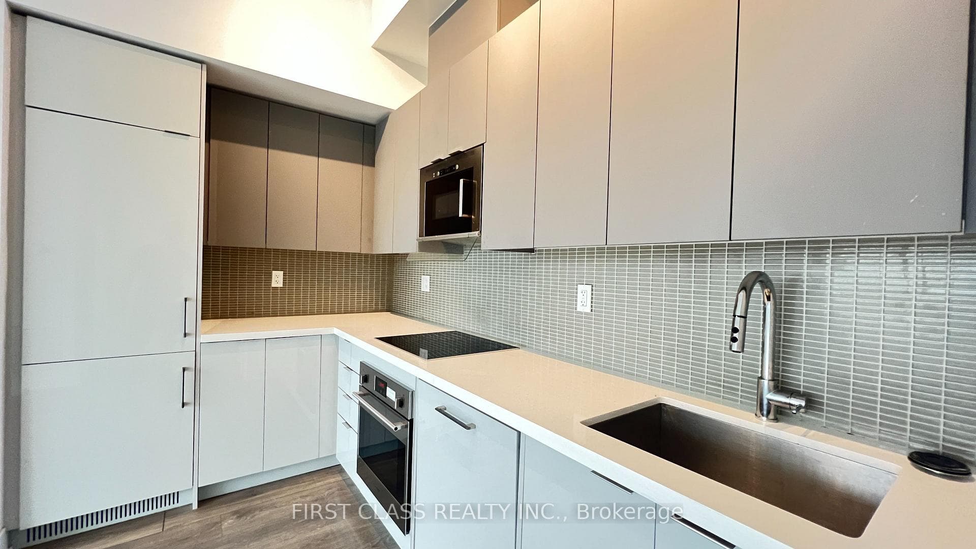2916 Highway 7 Road Unit 3703 photo 5
