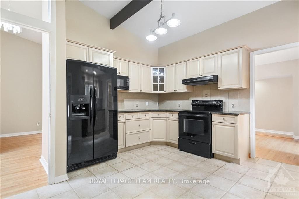 2754 DRAPER Place photo 10
