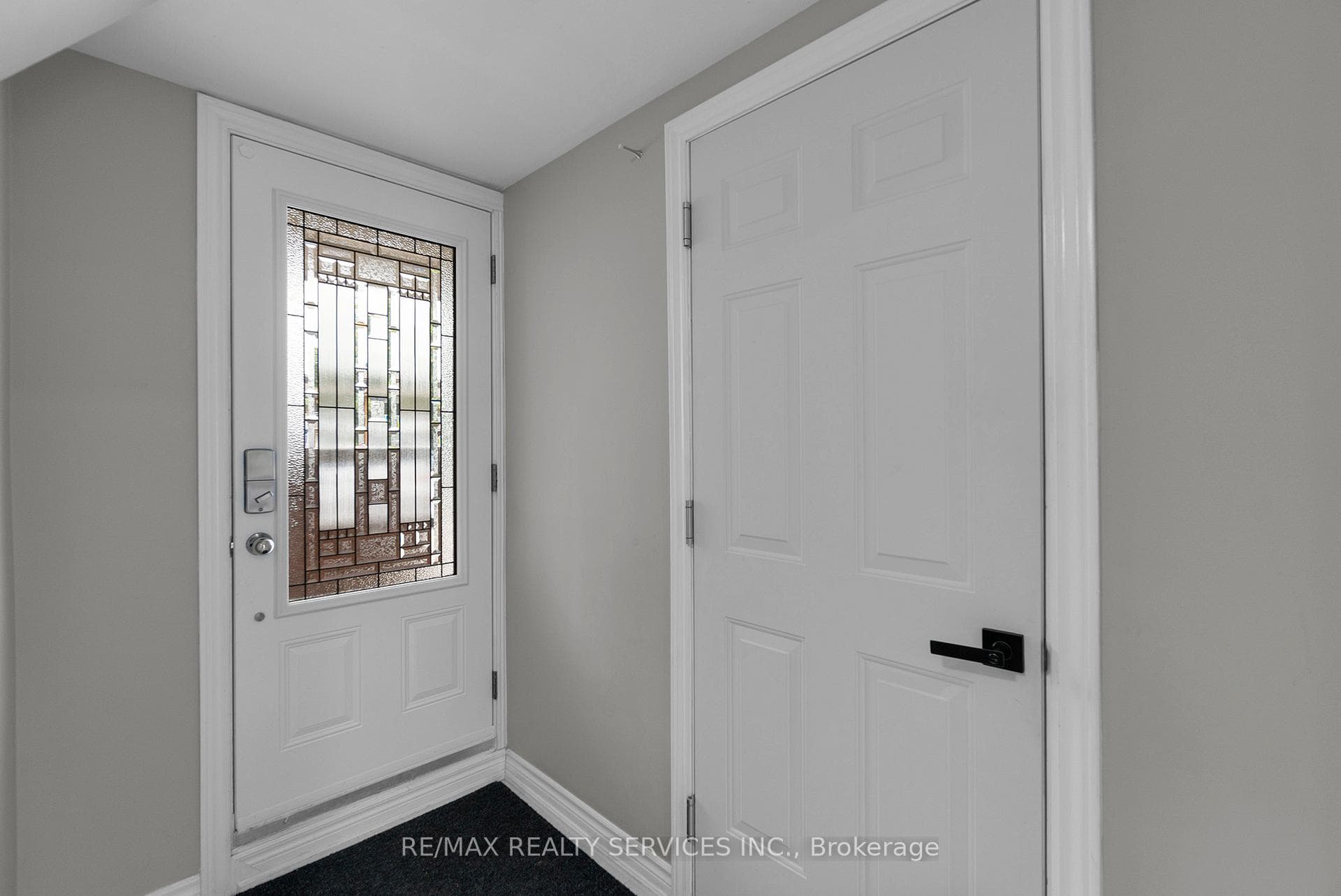 42 Newby Court photo 24
