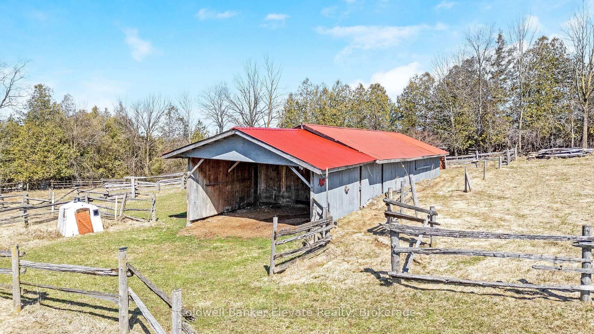 262700 Varney Road photo 41