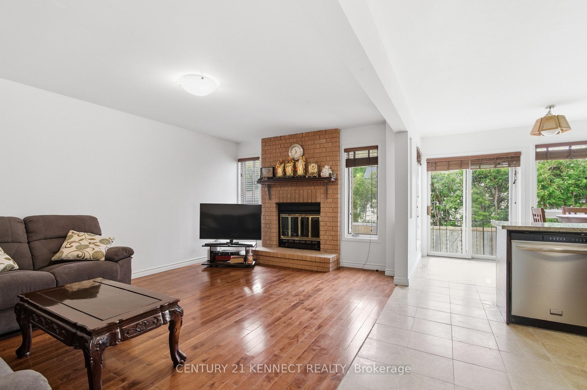 848 Fairlawn Avenue photo 13