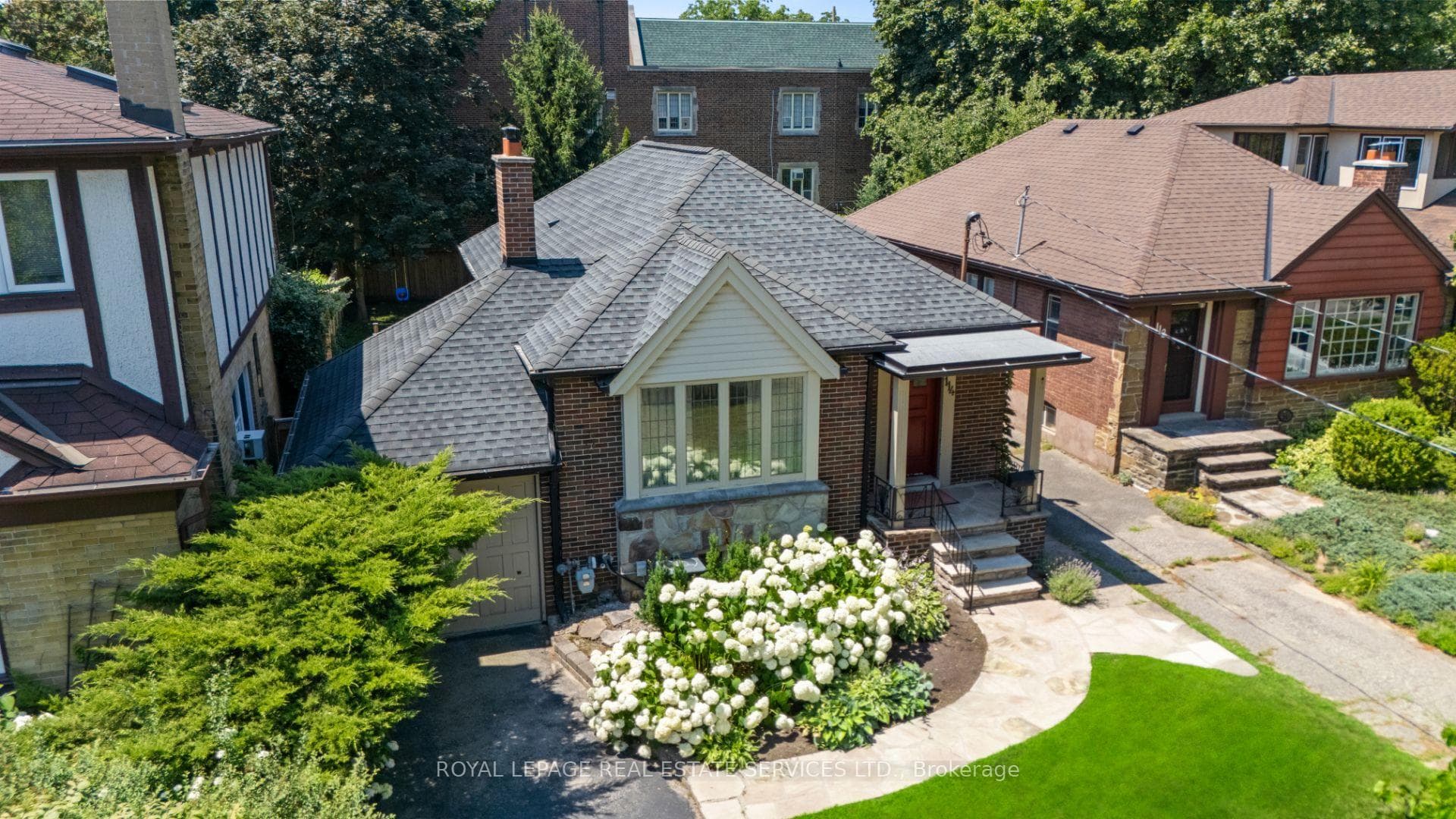 114 Humbervale Boulevard photo 4