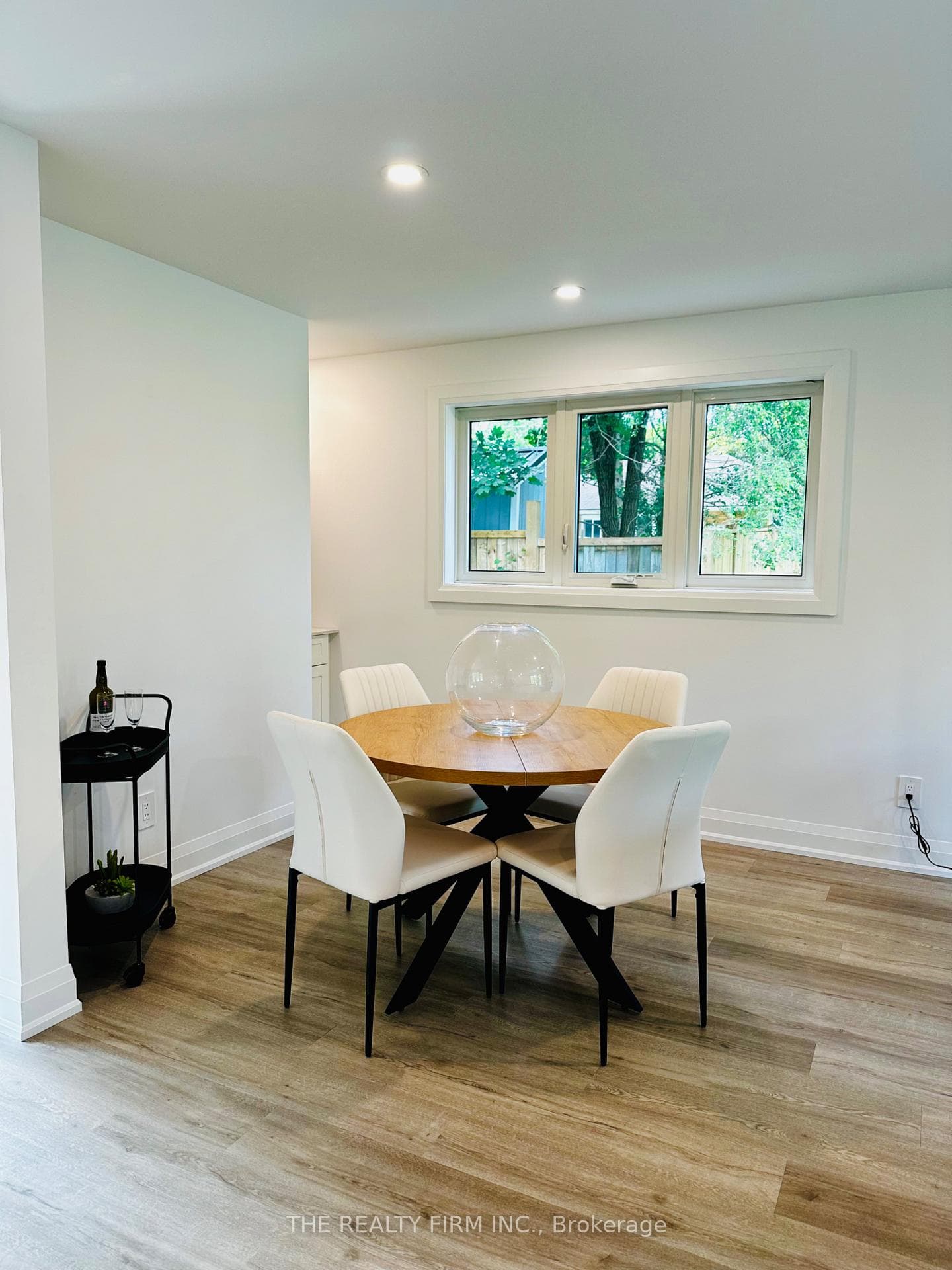 394 Reynolds Road photo 10