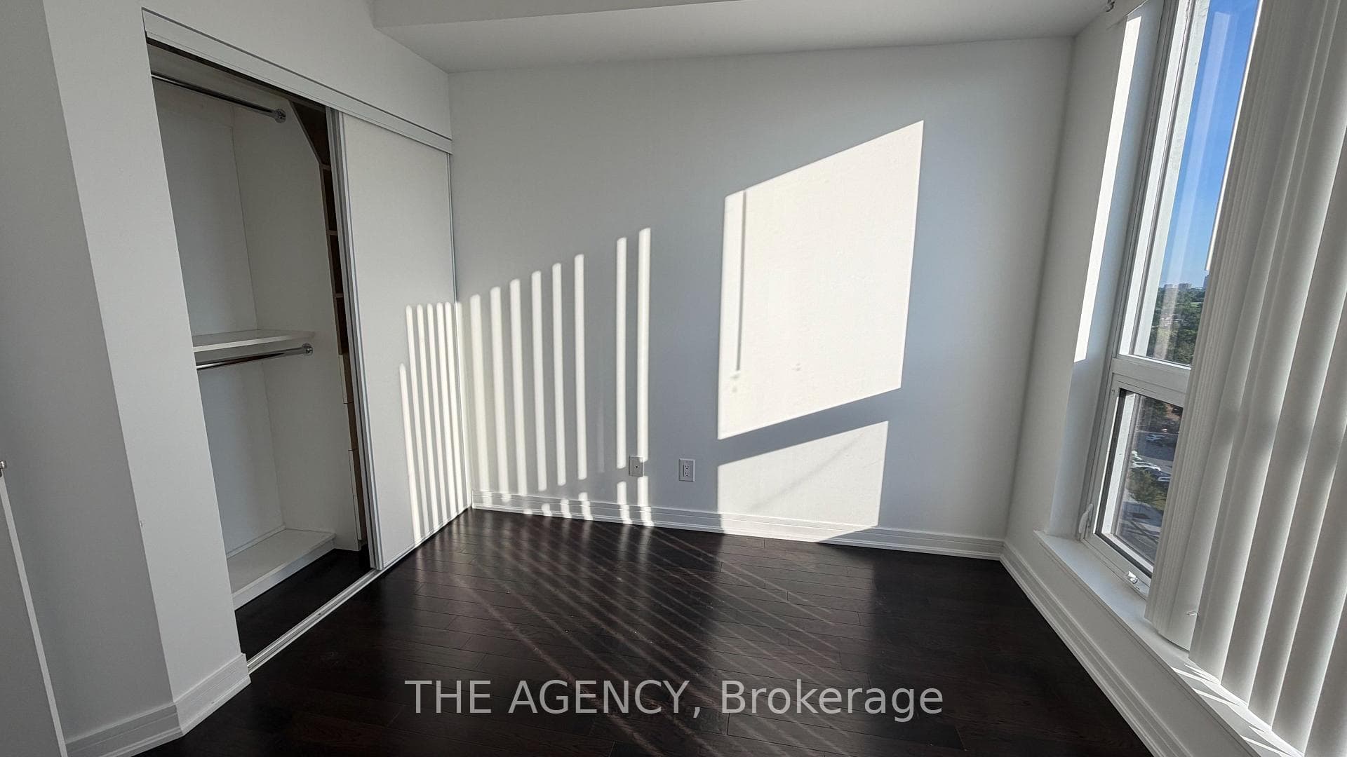 9201 Yonge Street Unit 1113 photo 7