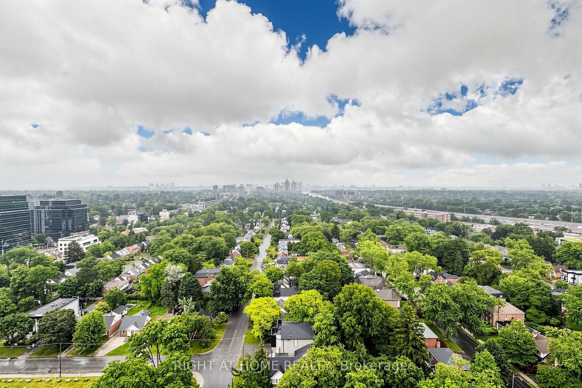 17 Anndale Drive Unit PH206 photo 28