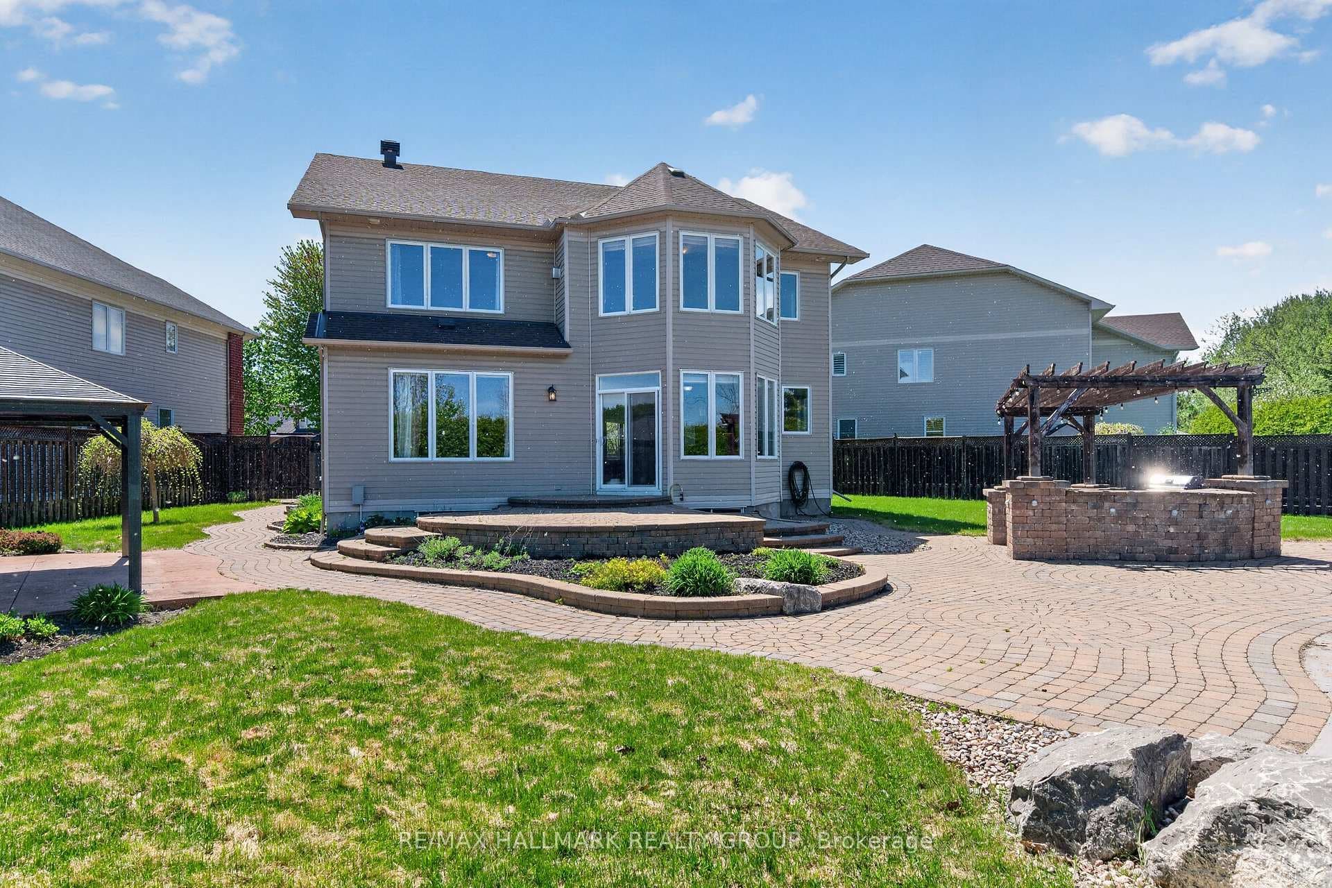 2030 Cherington Crescent photo 40