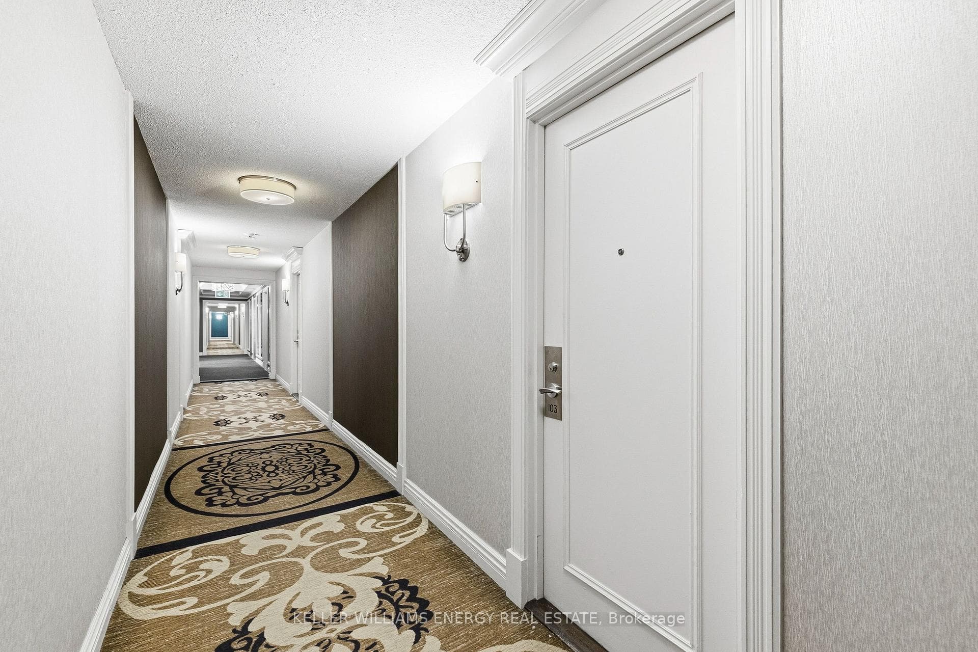 1000 The Esplanade N/A Unit 103 photo 10