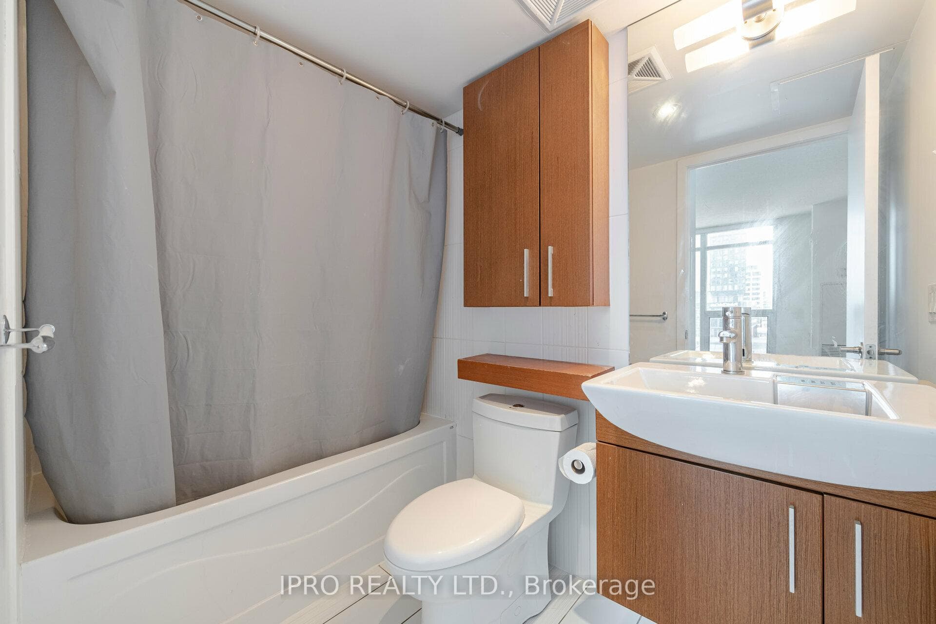 8 Telegram Mews Unit 1109 photo 18