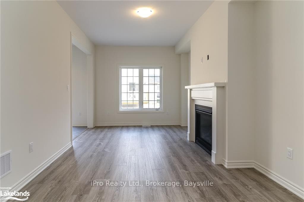 240 MCKENZIE Drive photo 7