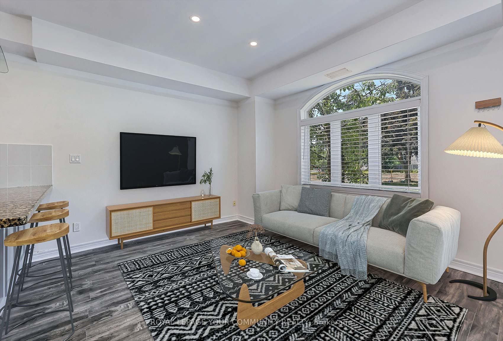 125 Hall Street Unit 1 photo 5