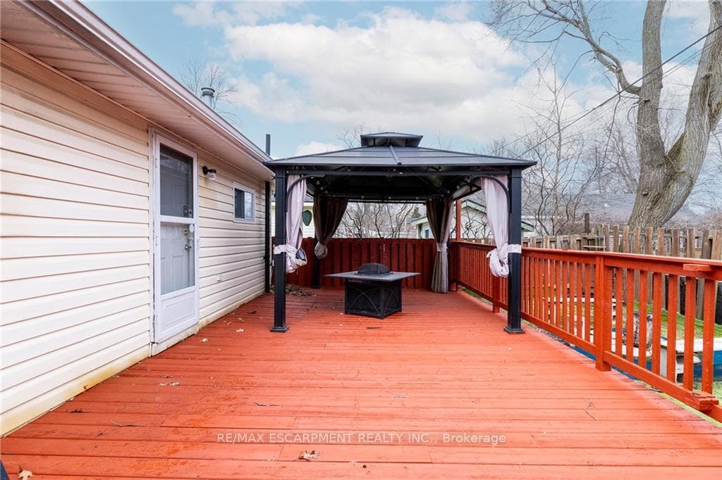 354 Lakewood Avenue photo 16