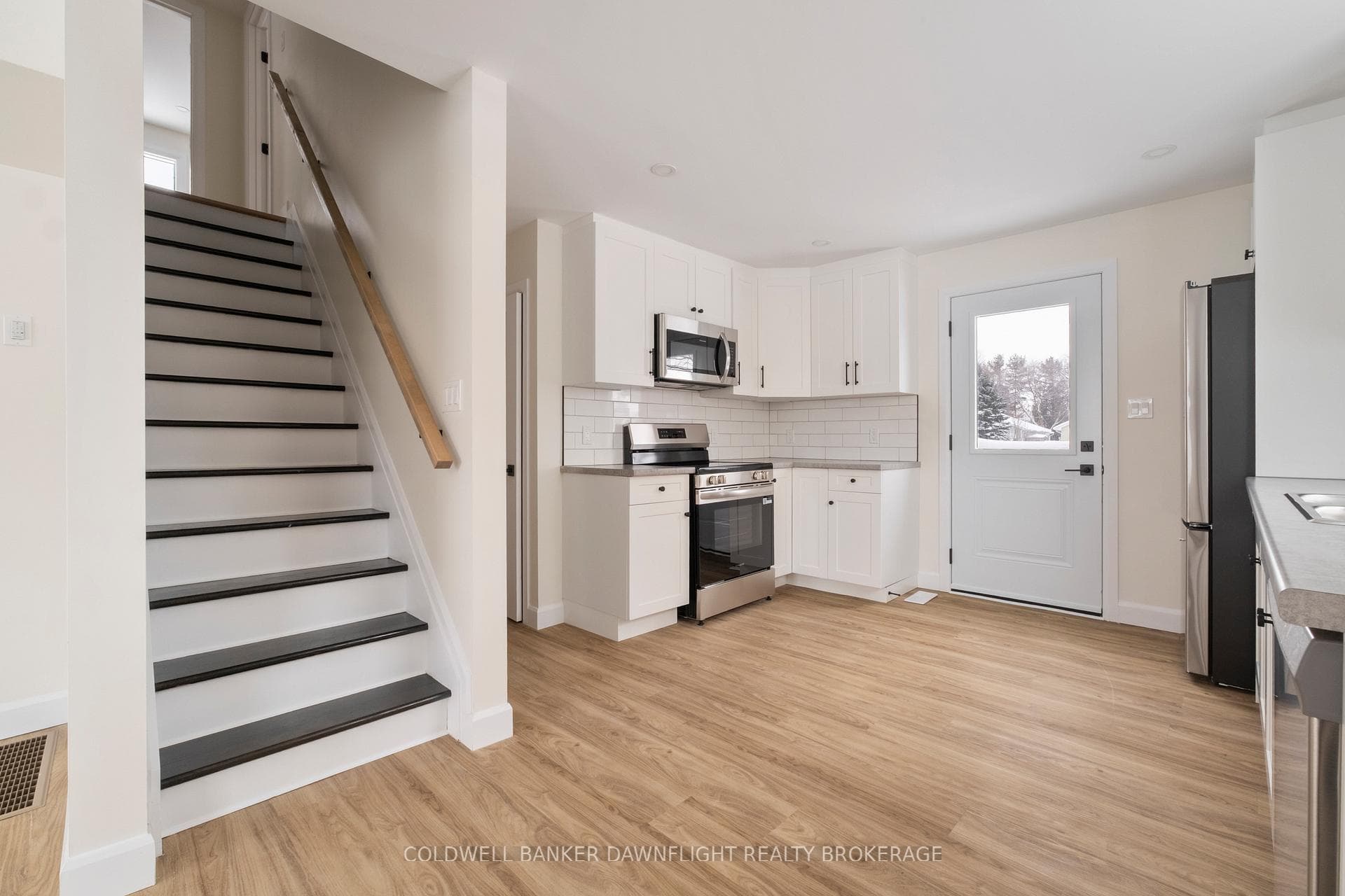 145 Victoria Street Unit B (West Unit) photo 8