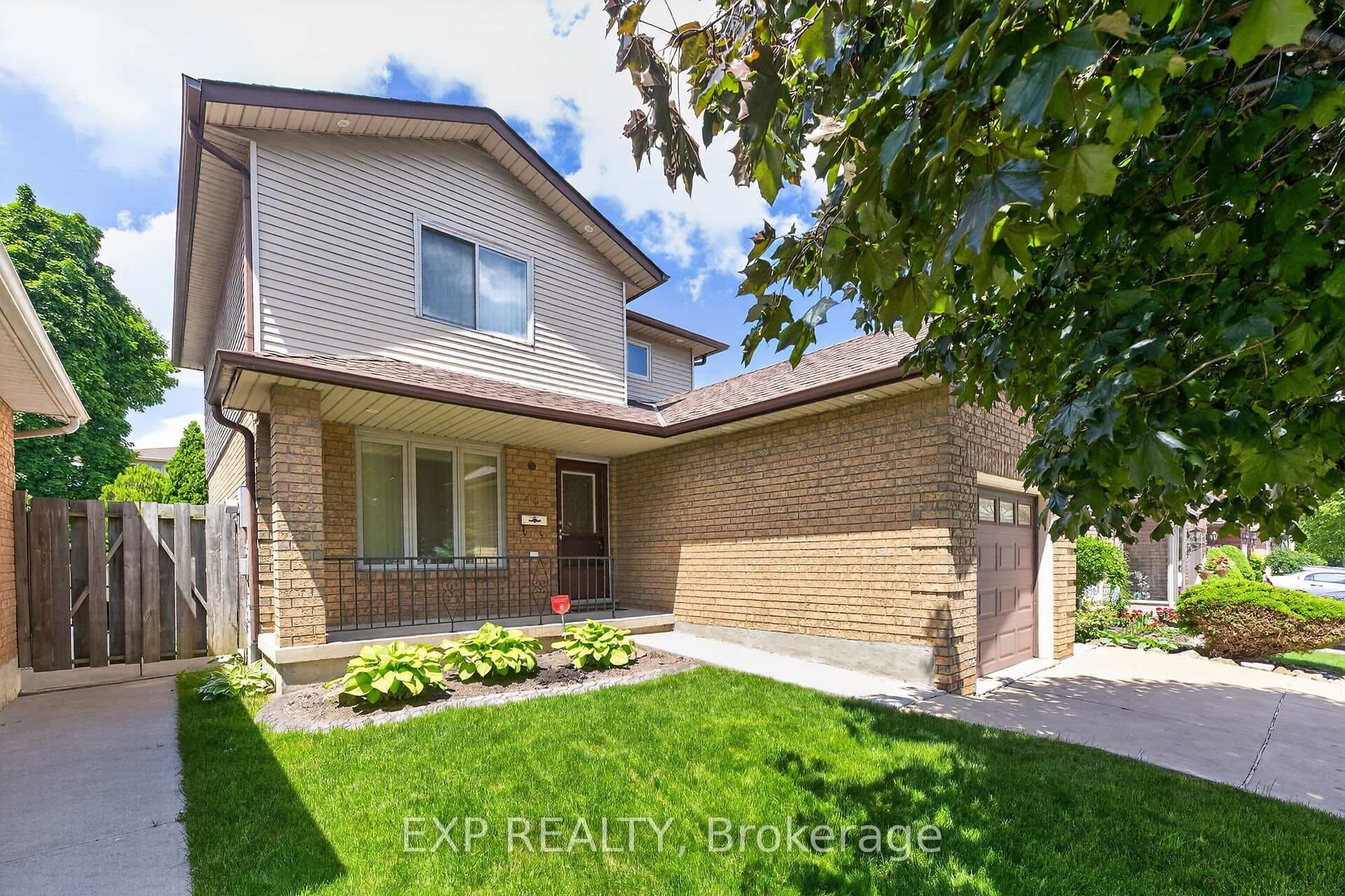 45 Ossington Drive photo 4