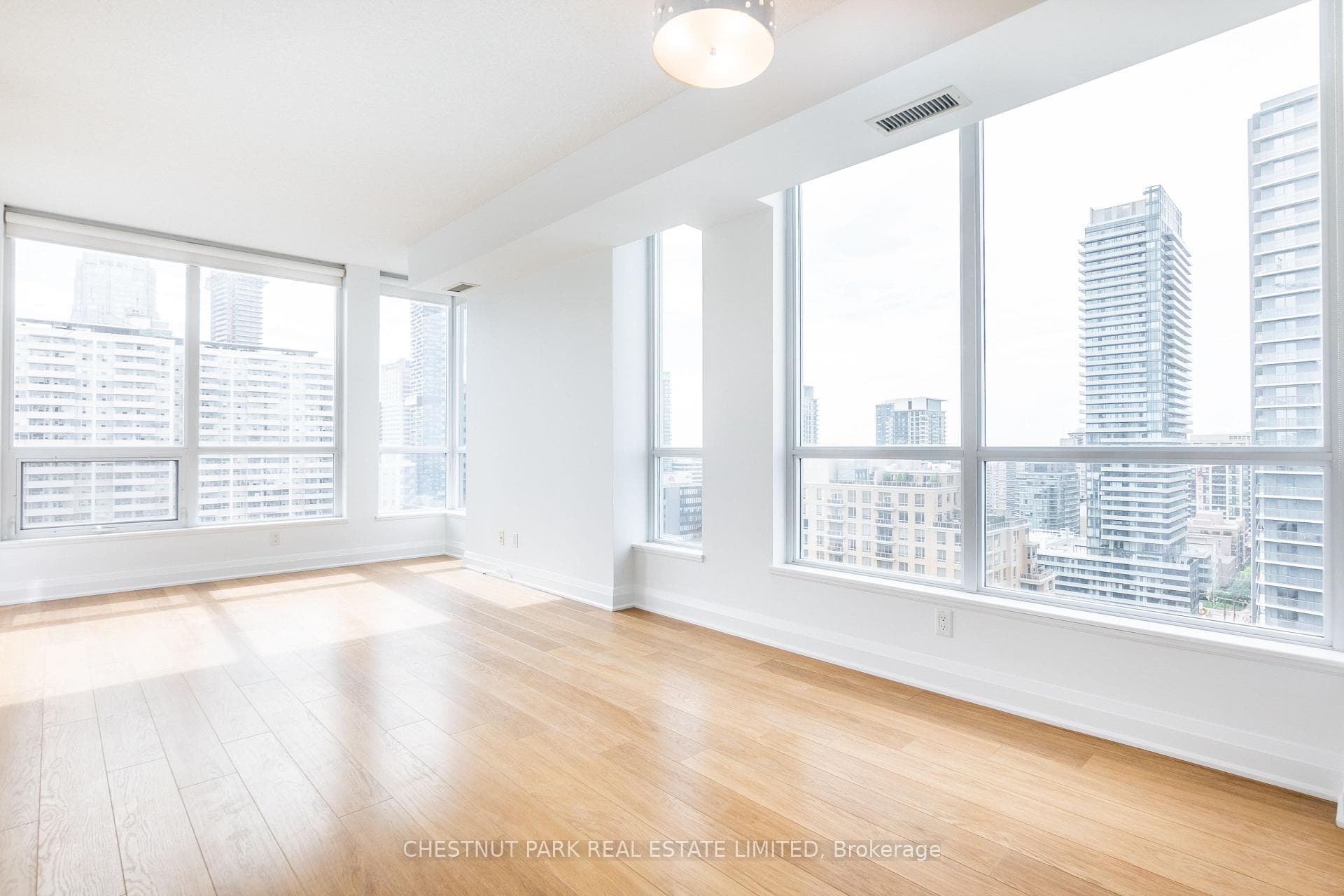83 Redpath Avenue Unit 1810 photo 8