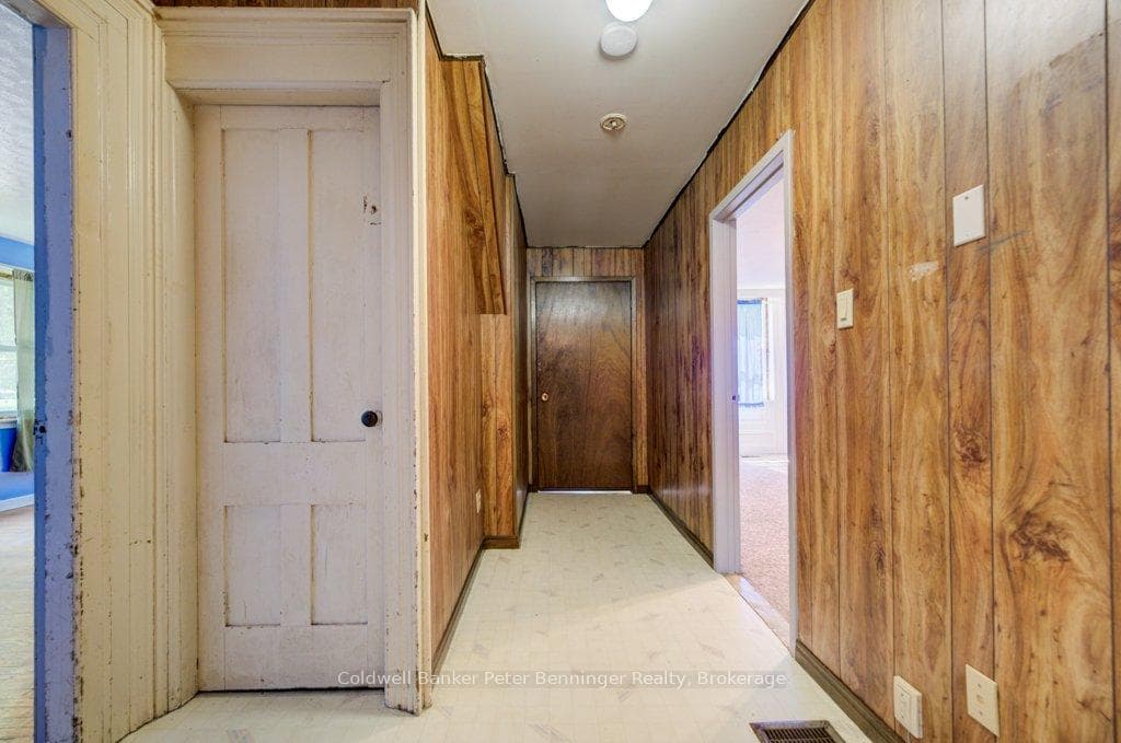 1365 Bruce Road 15 Road photo 9