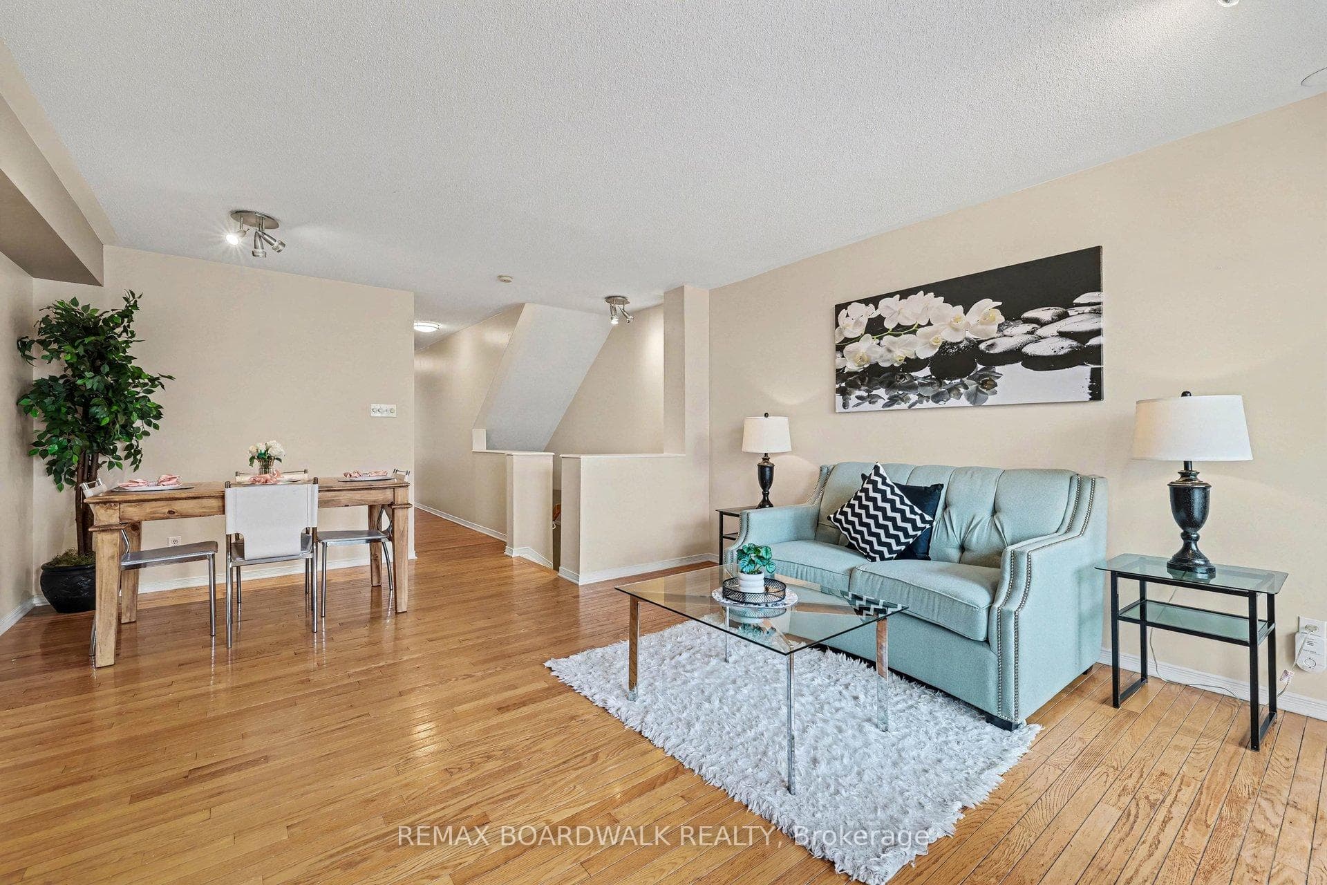 1607 Locksley Lane photo 15