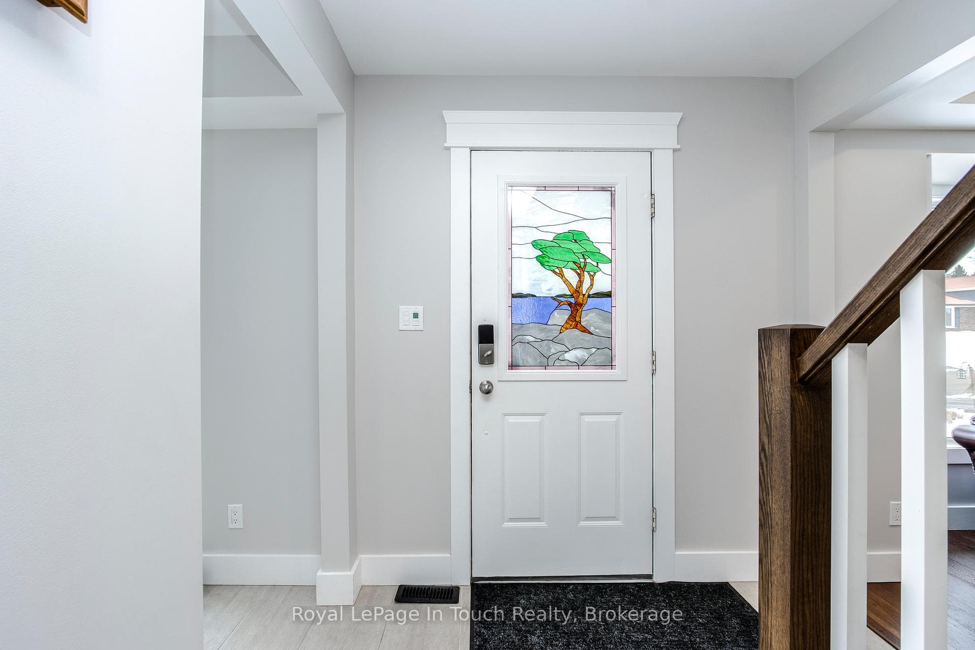 1130 Marcellus Drive photo 38