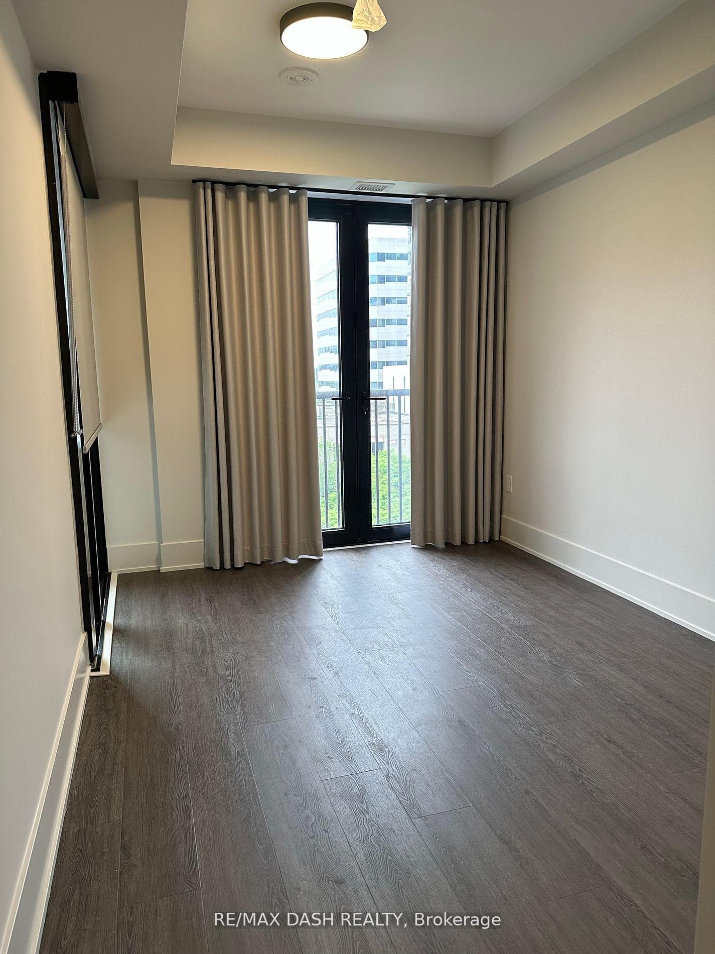 123 Portland Street Unit 802 photo 8