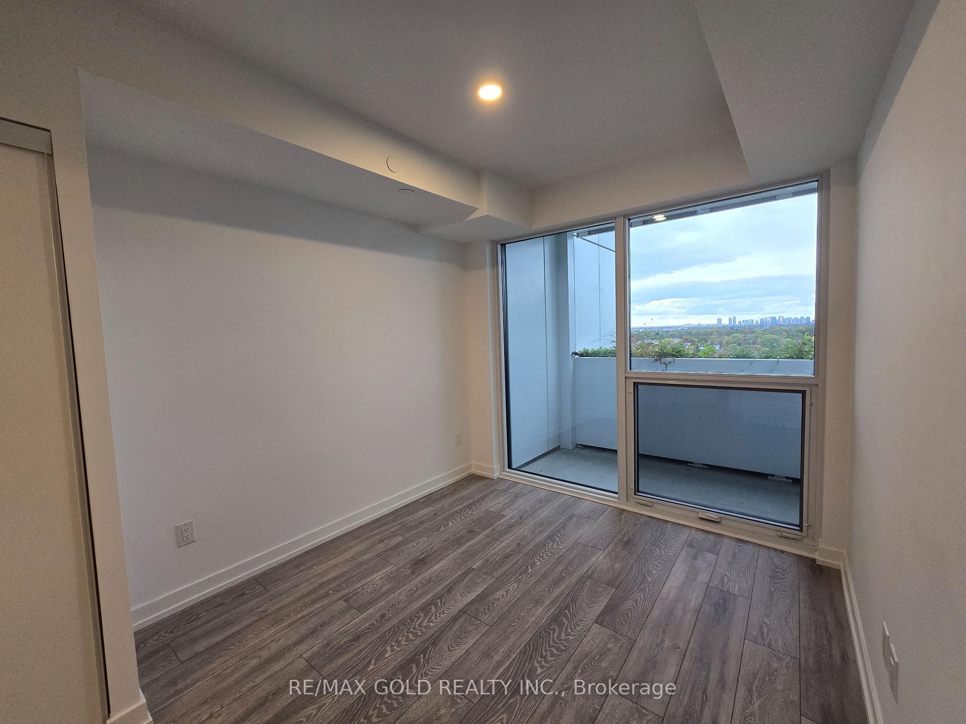 1100 Sheppard Avenue Unit 1102 photo 13