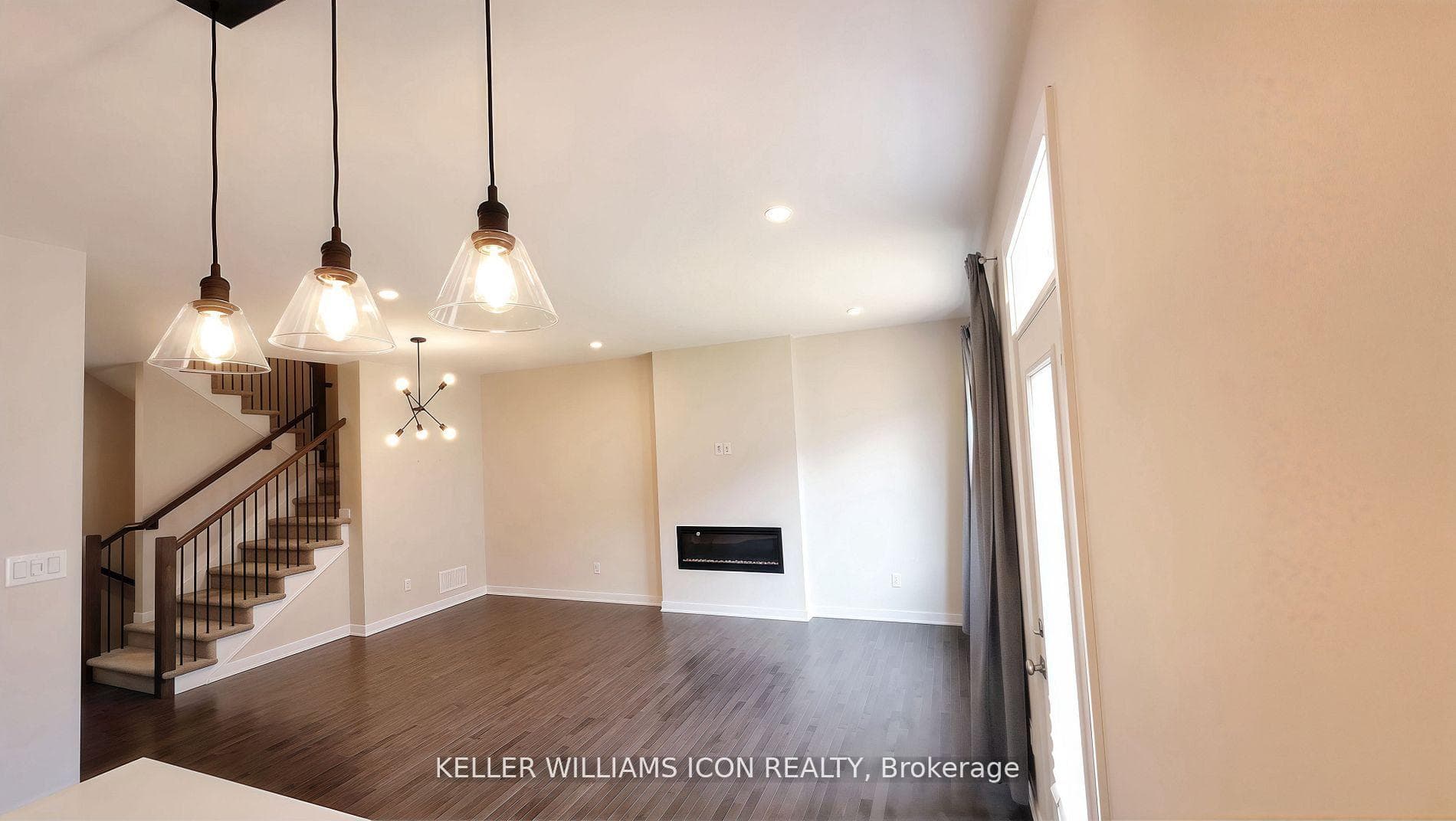 319 Canadensis Lane photo 4