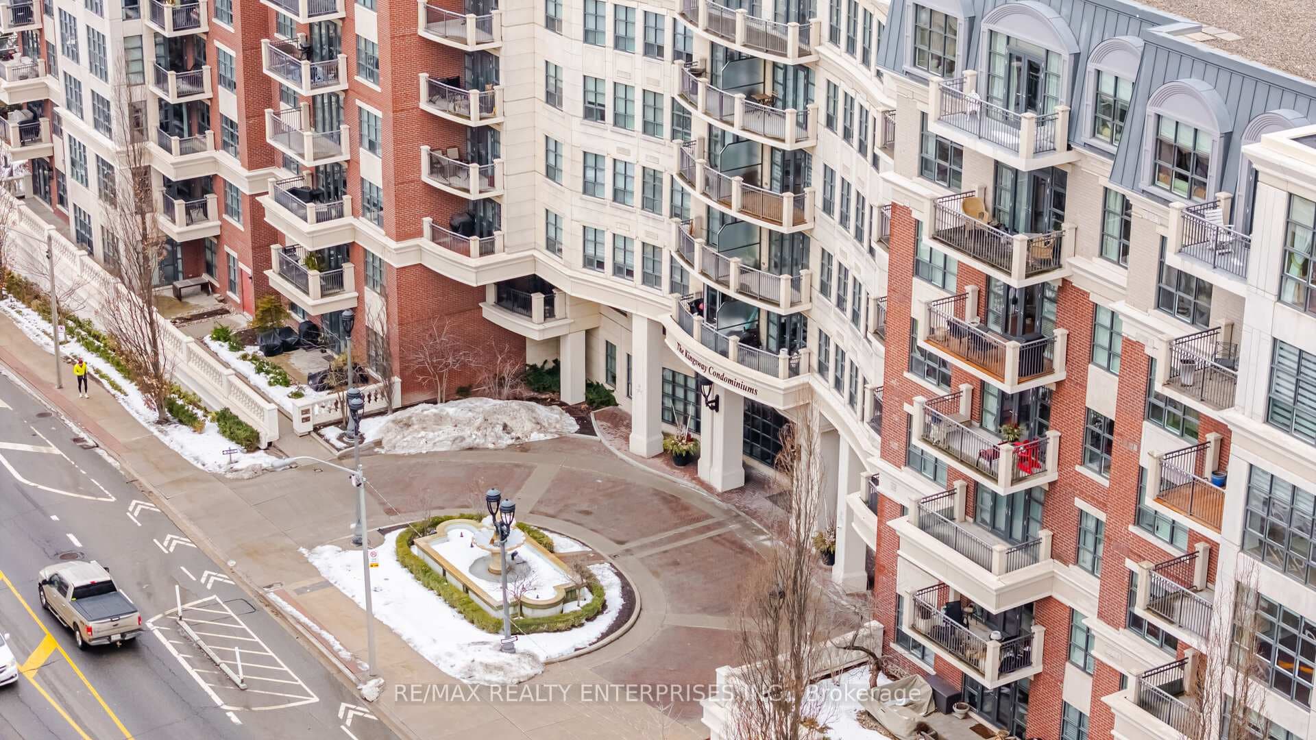 2855 Bloor Street Unit 513 photo 21
