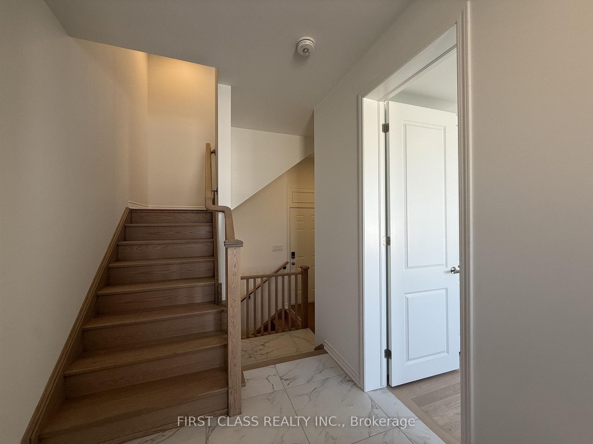 373 Stony Hill Boulevard photo 4