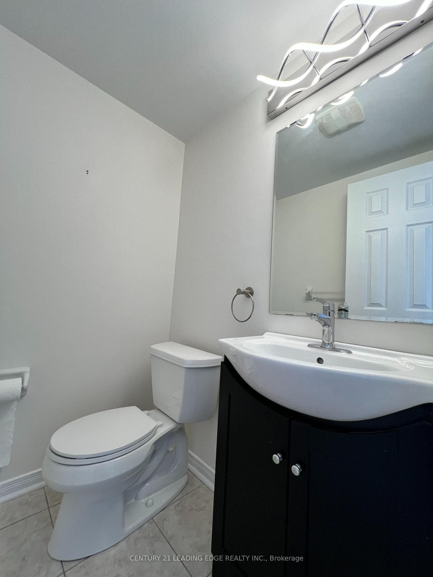 11 Talbotshire Street photo 15