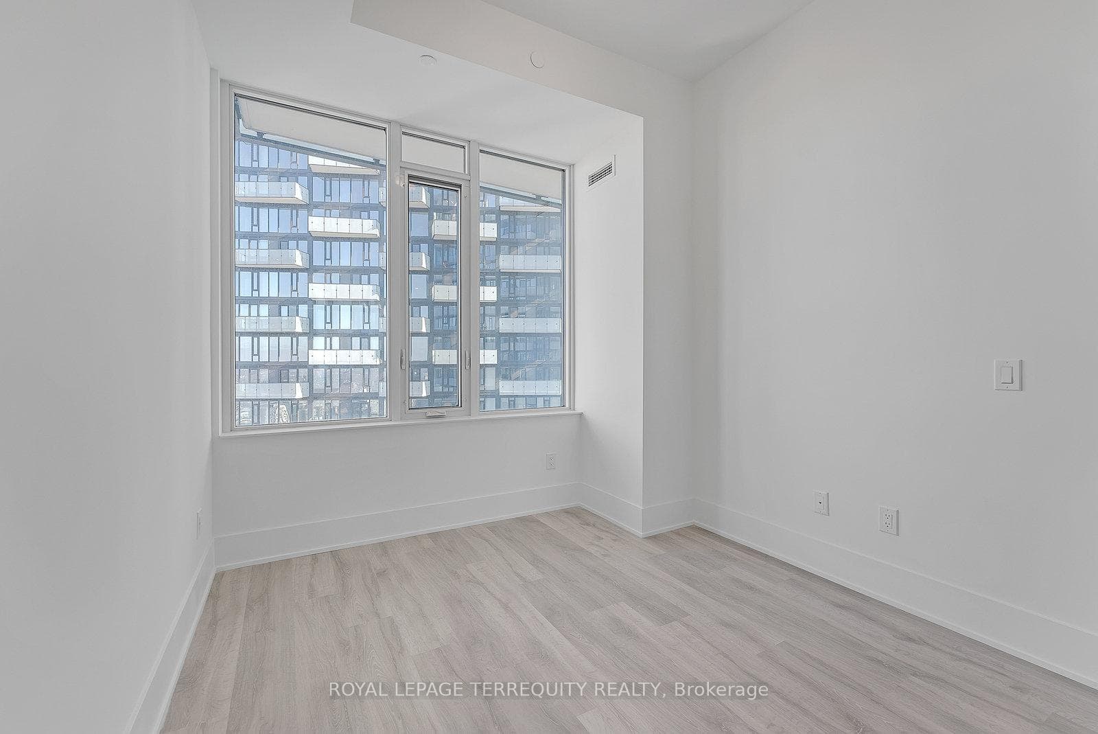 470 Front Street Unit 3107 photo 15