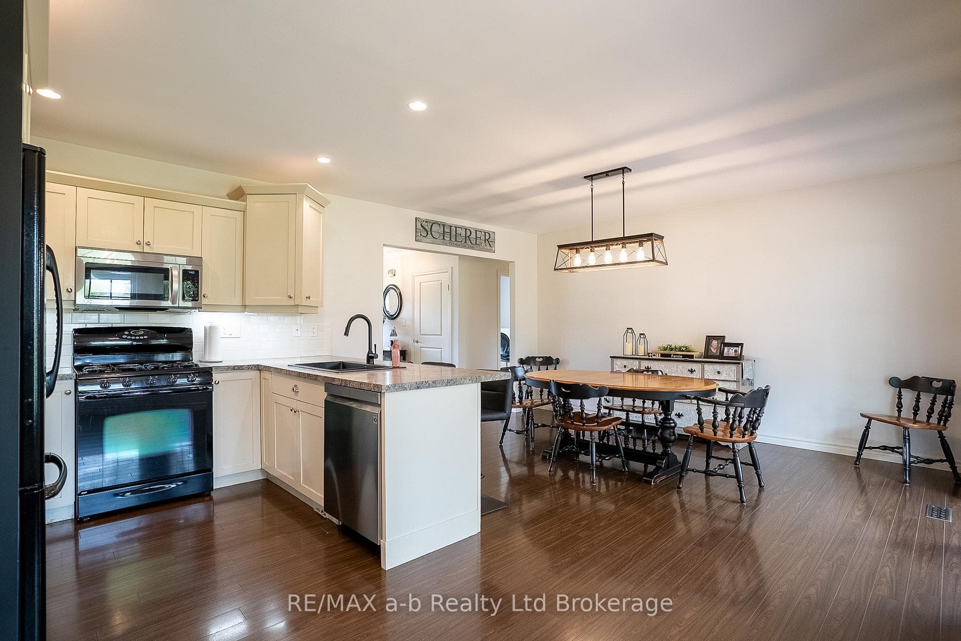 4 Otterview Drive photo 17