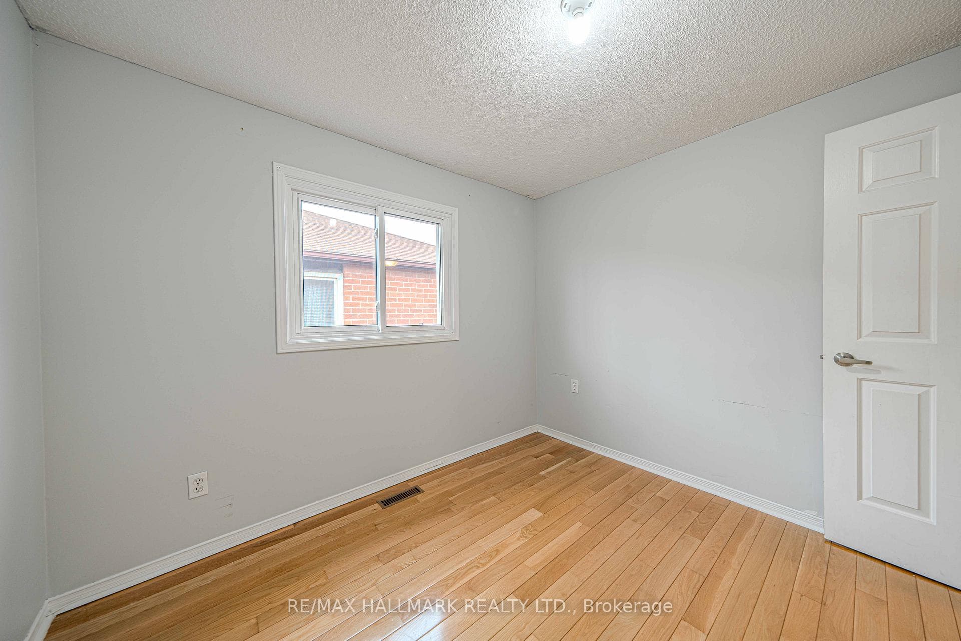 51 Darby Court photo 30