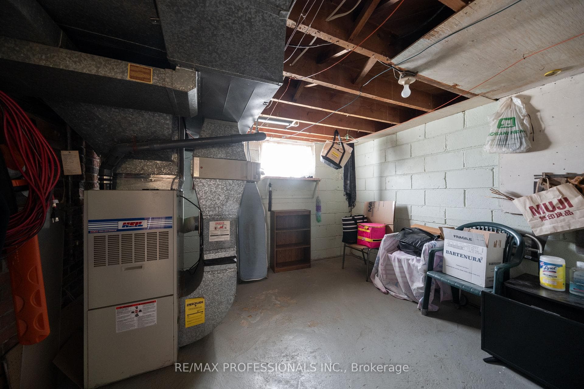 53 Winston Pk Boulevard photo 20