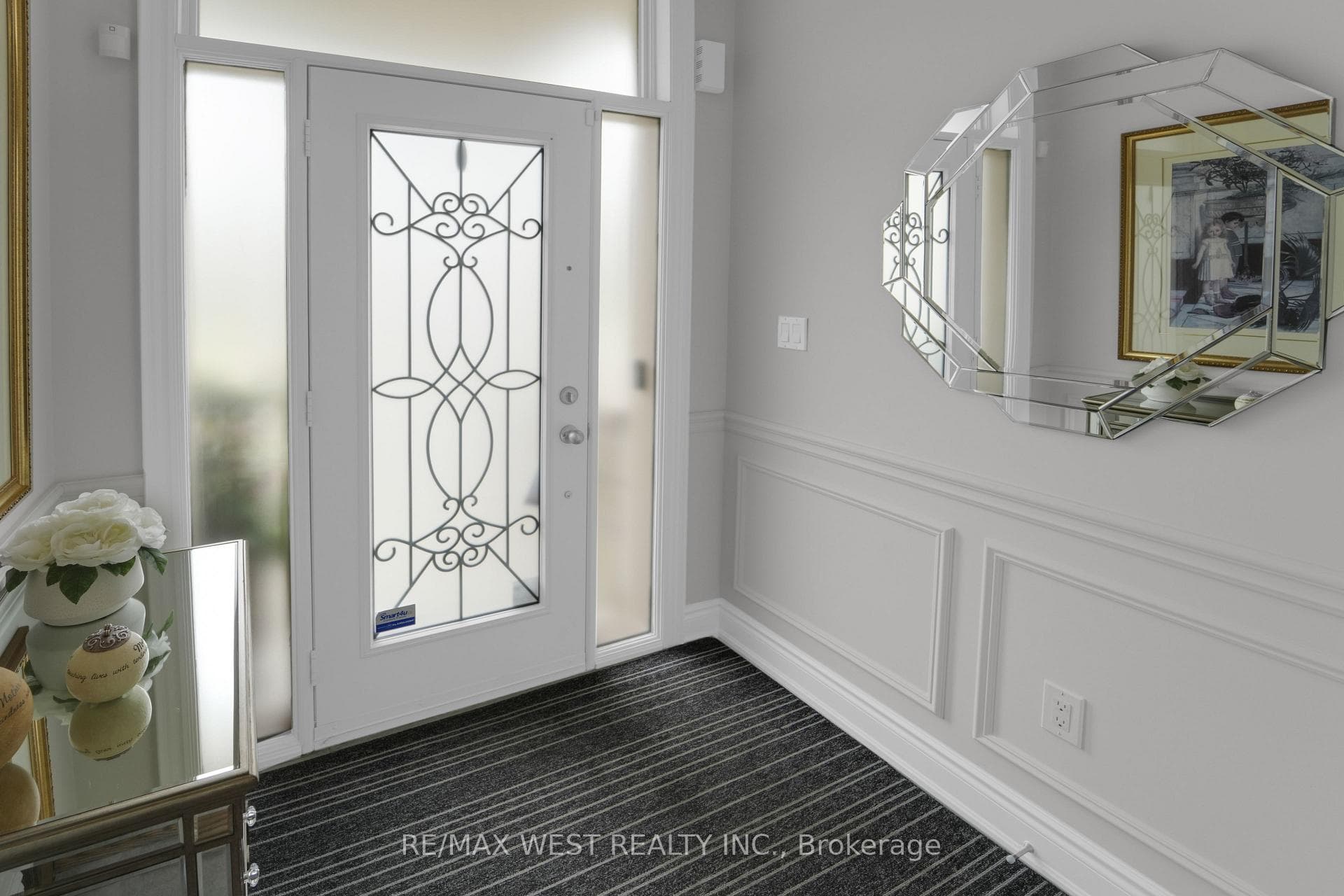 33 Allegranza Avenue photo 3
