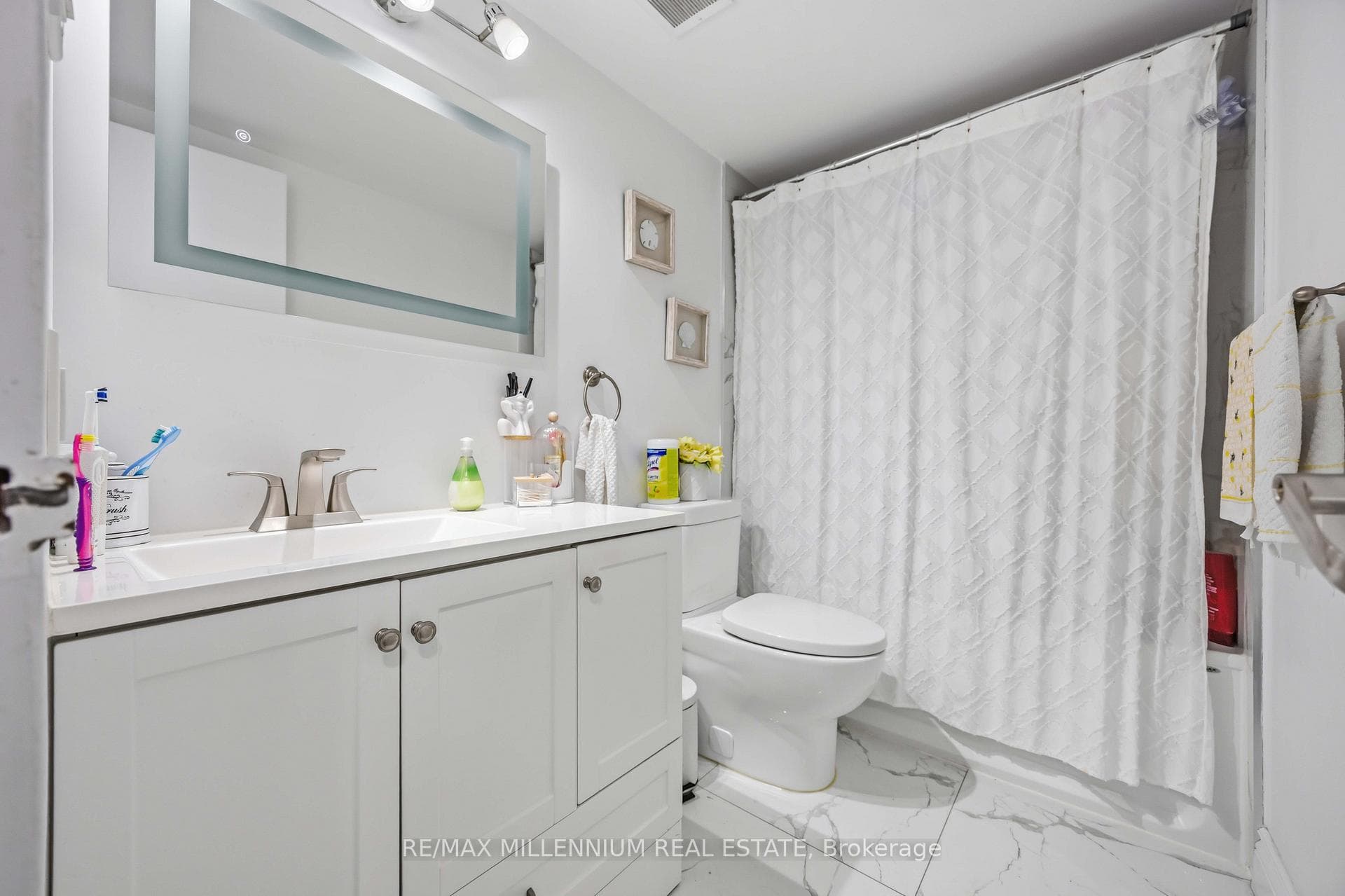 2550 Pharmacy Avenue Unit 1107 photo 25