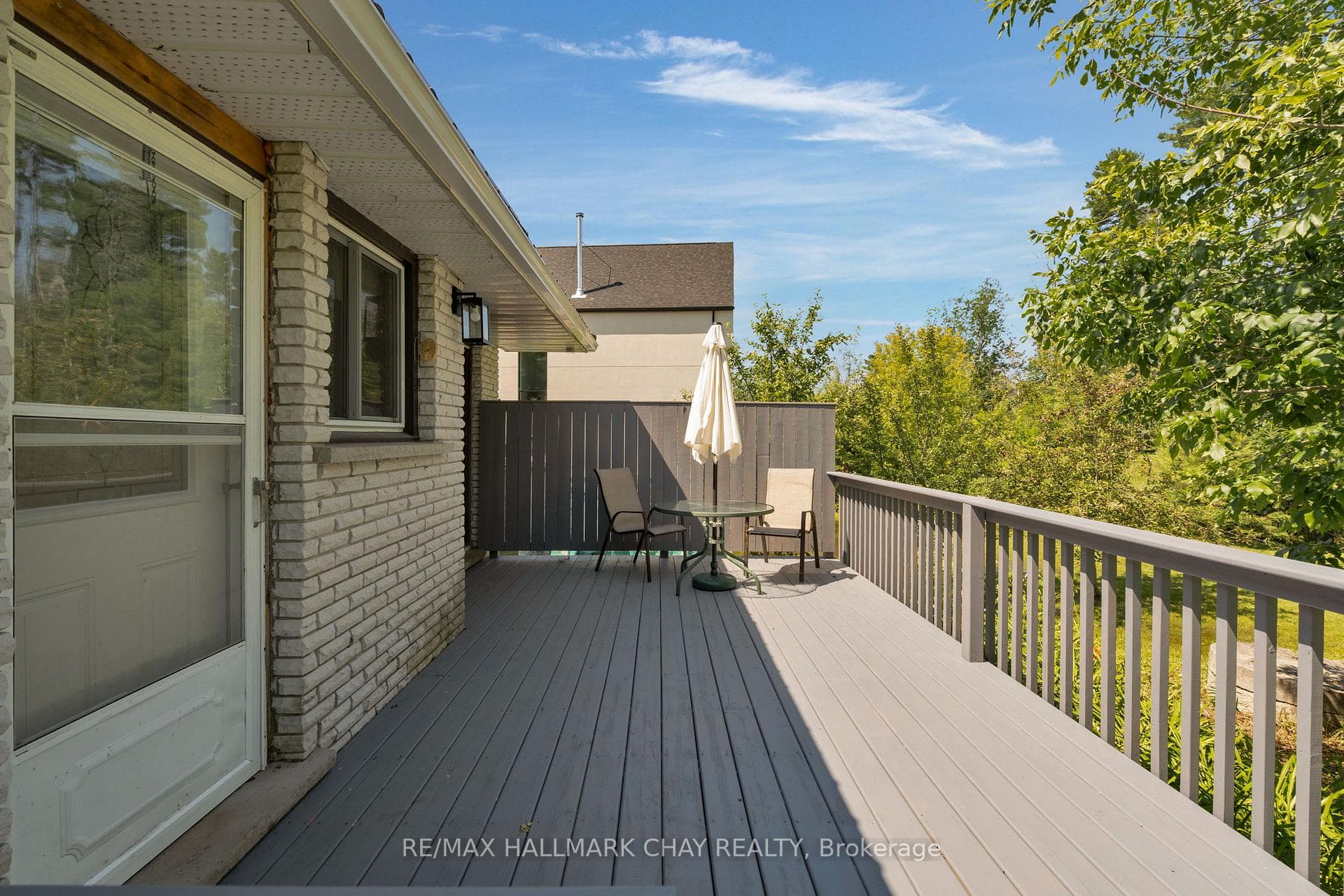 44 Lakeshore Road photo 23