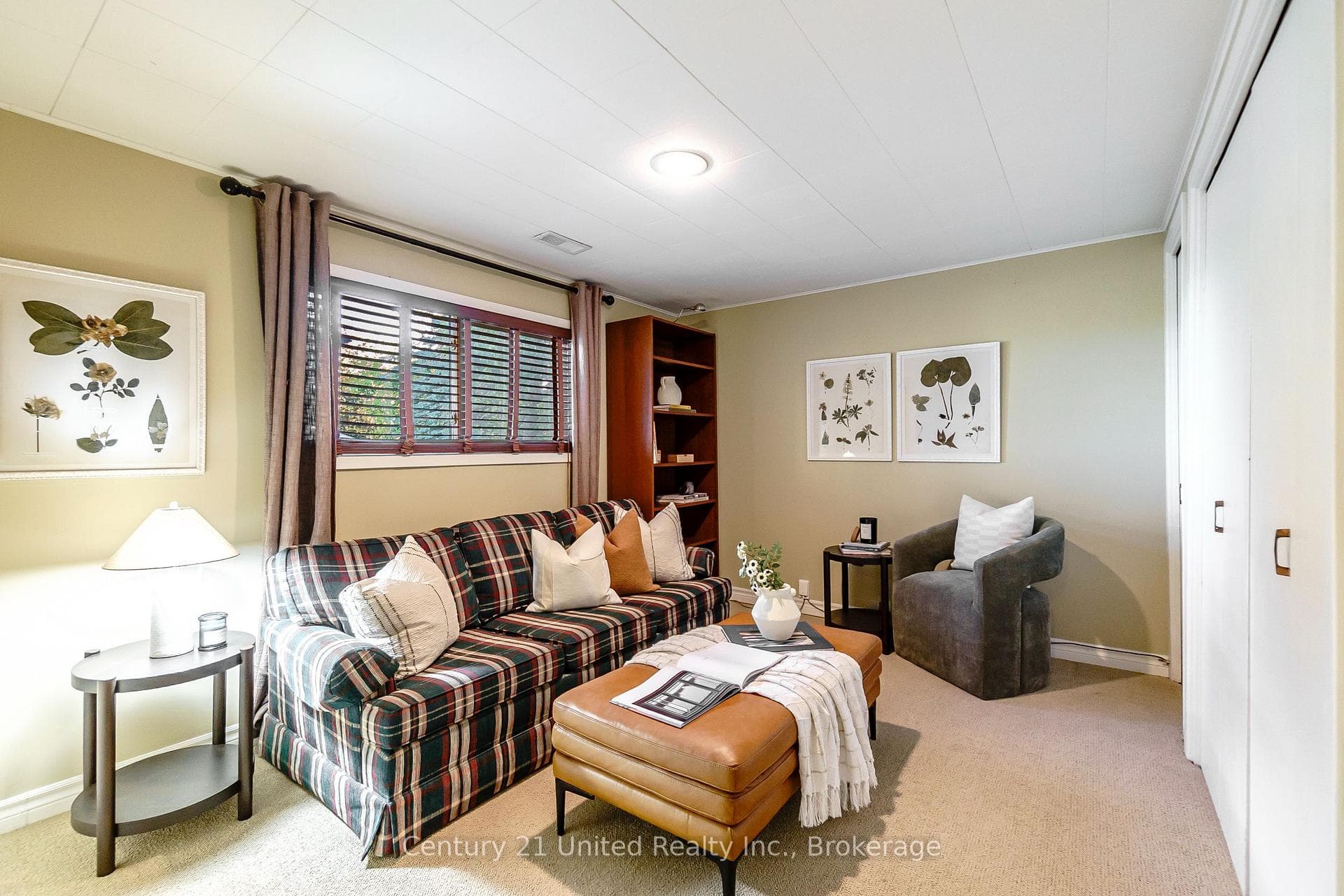 963 Ellesmere Avenue photo 37
