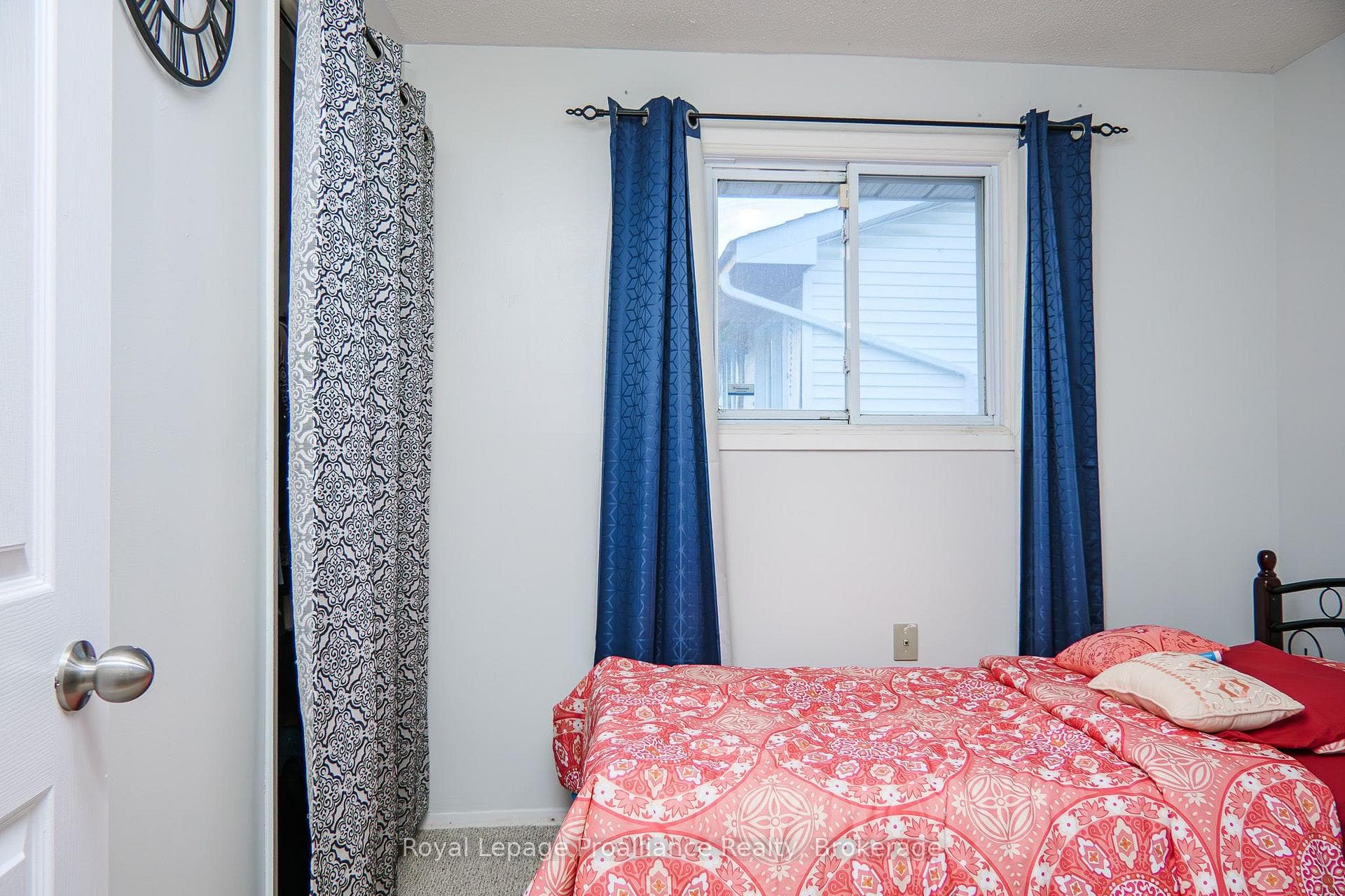 44 Ireland Drive photo 19