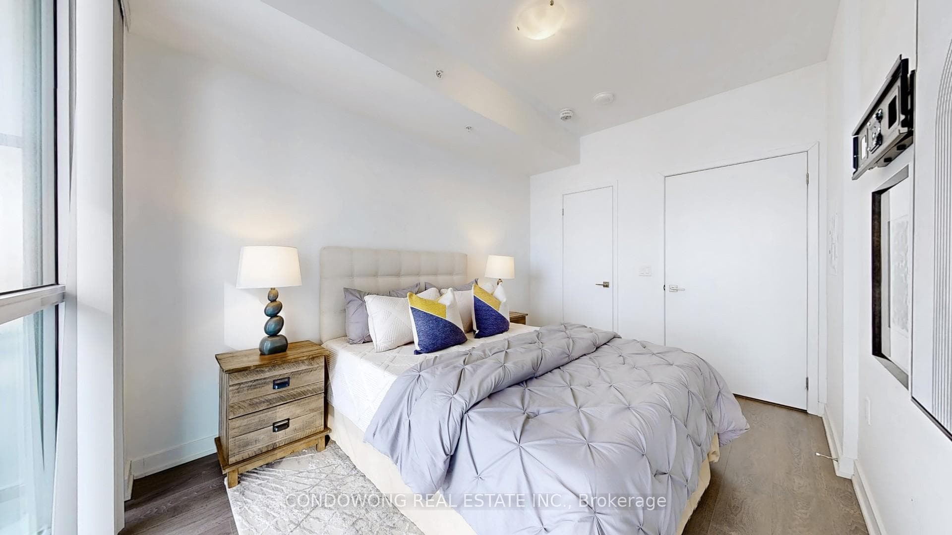 75 Oneida Crescent Unit 1502 photo 17