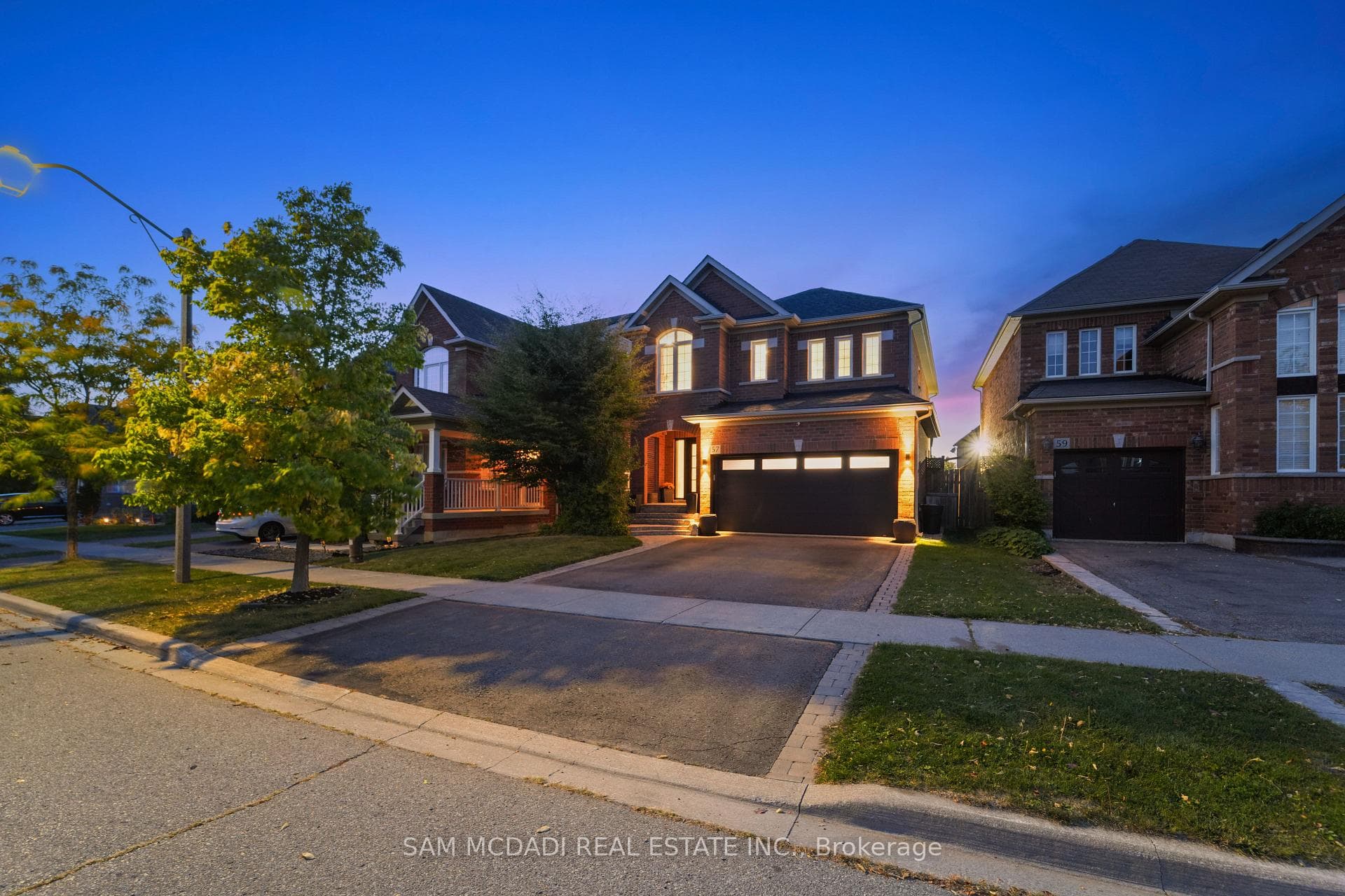 57 Milfoil Street photo 46