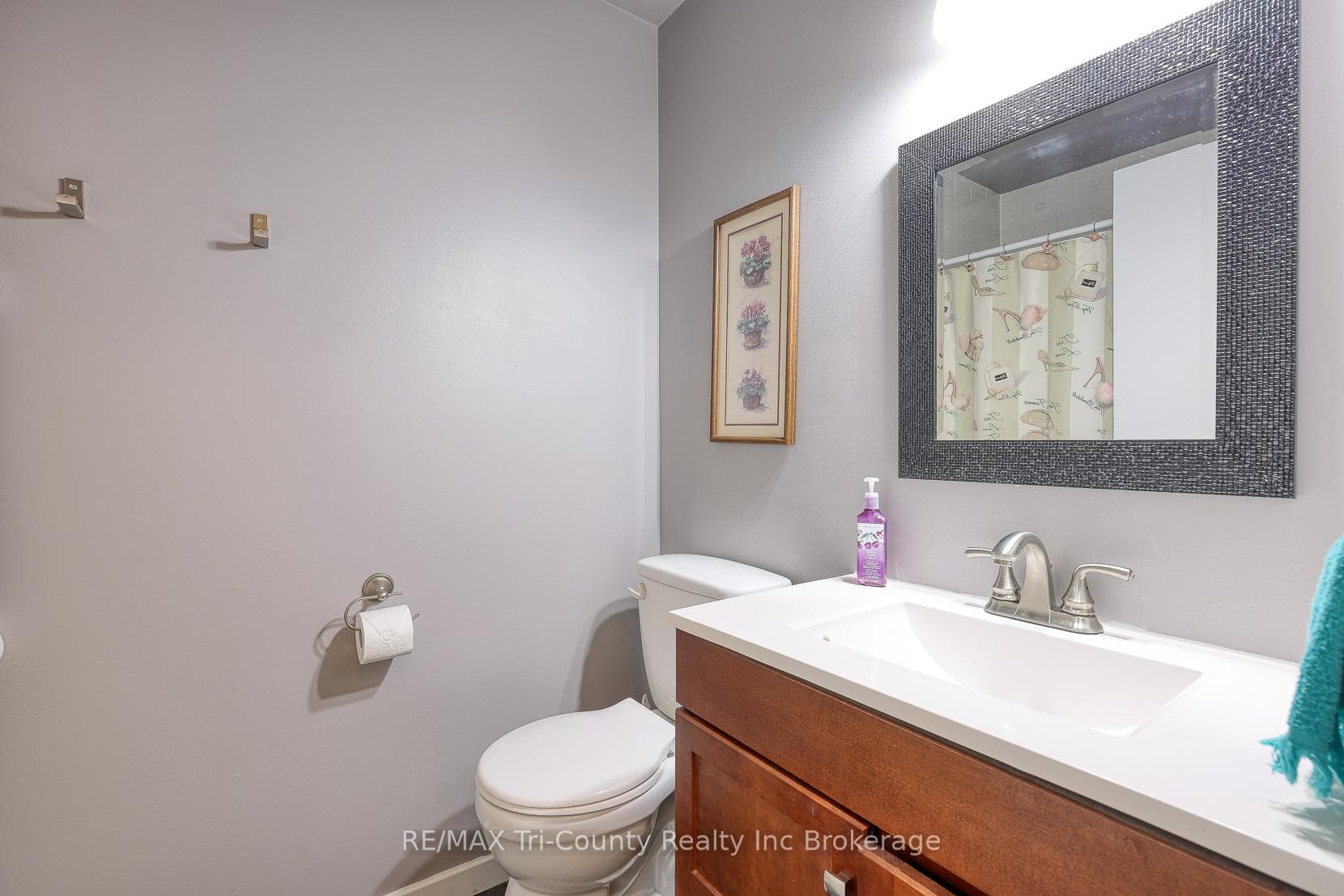 33 Wilkins Crescent photo 17