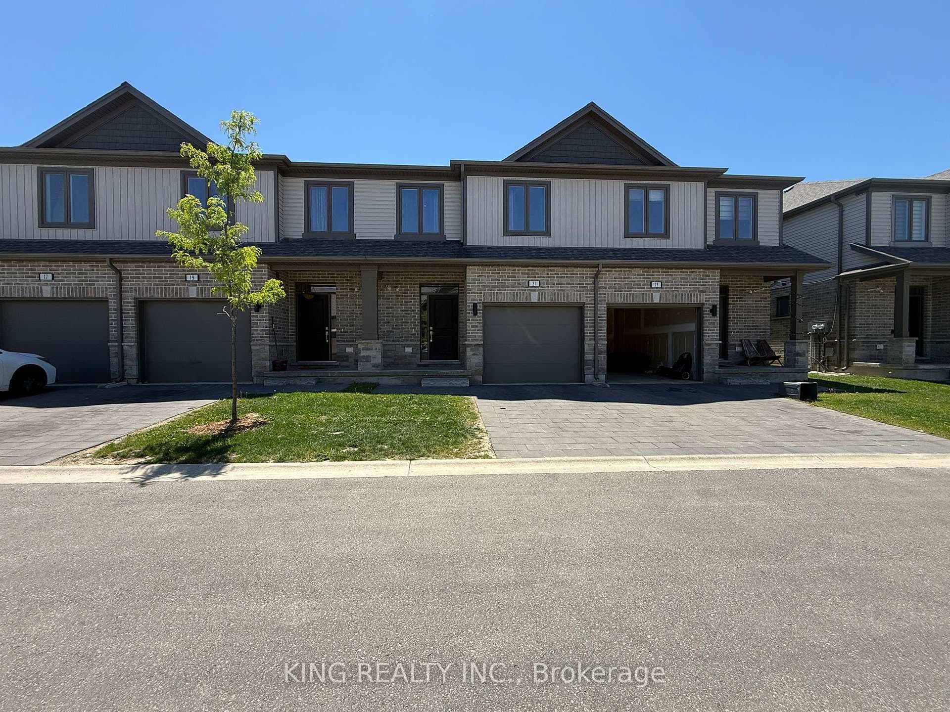 745 CHELTON Road Unit 21 photo 5