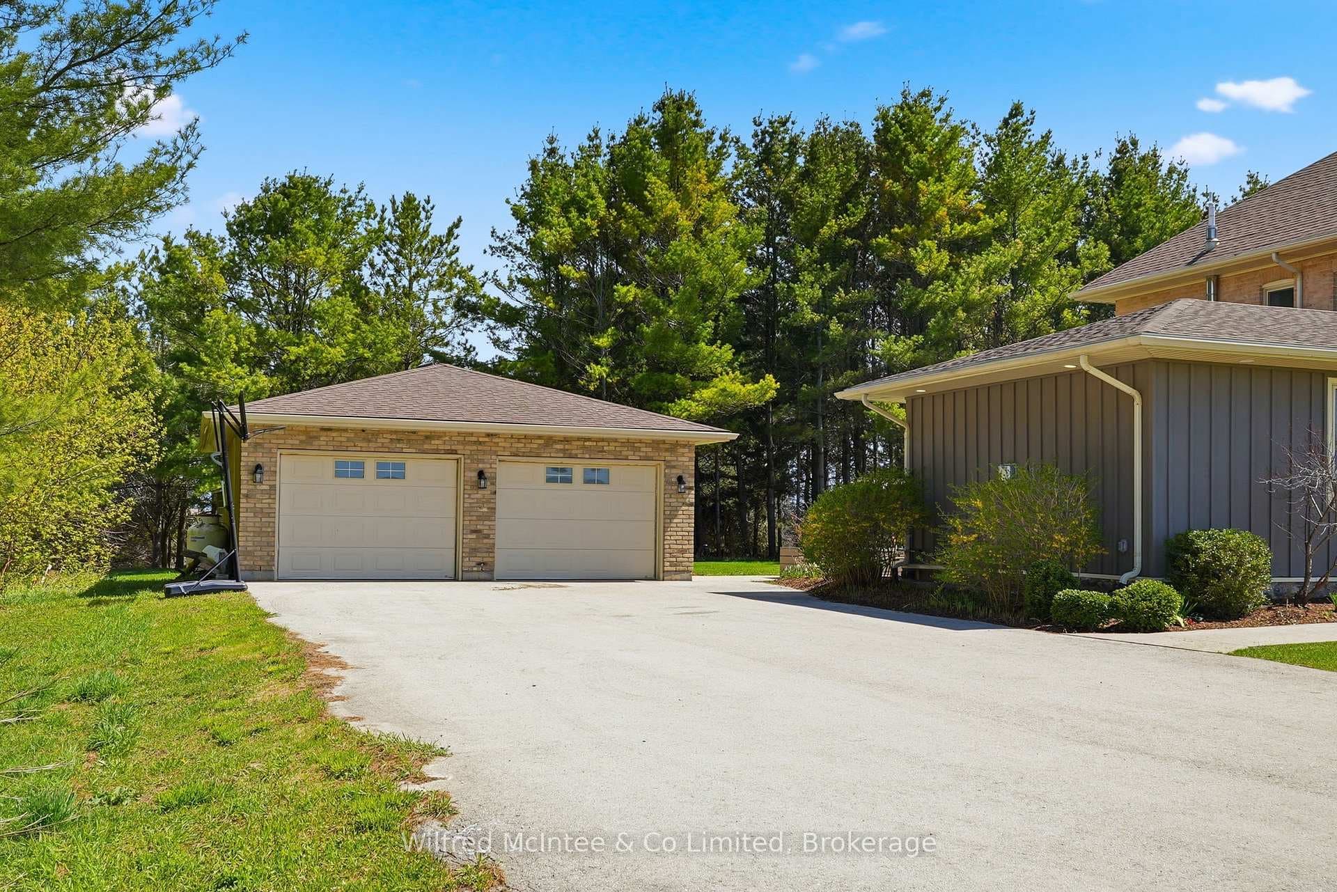 Detached double car garage