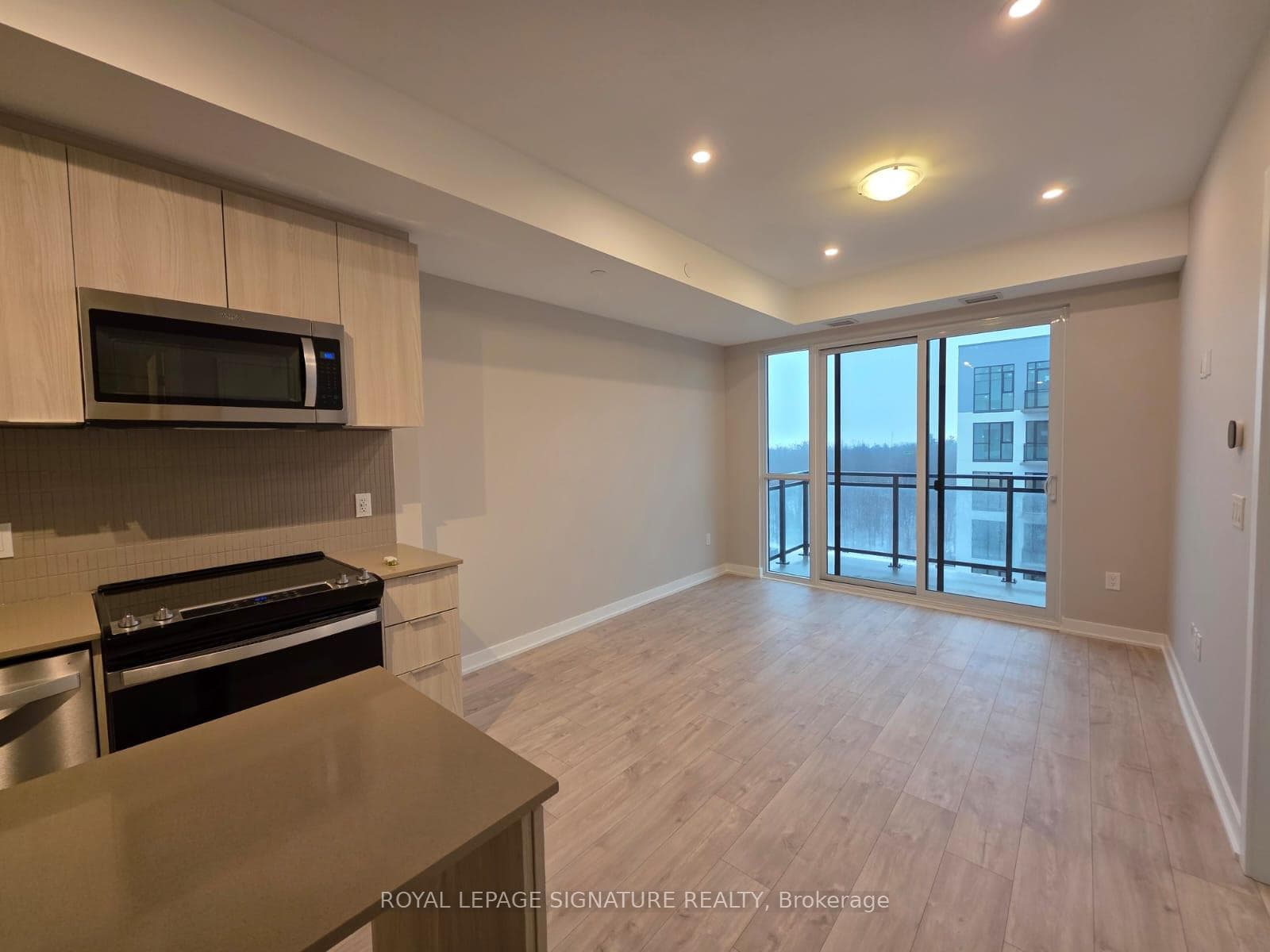 770 Whitlock Avenue Unit 713 photo 8