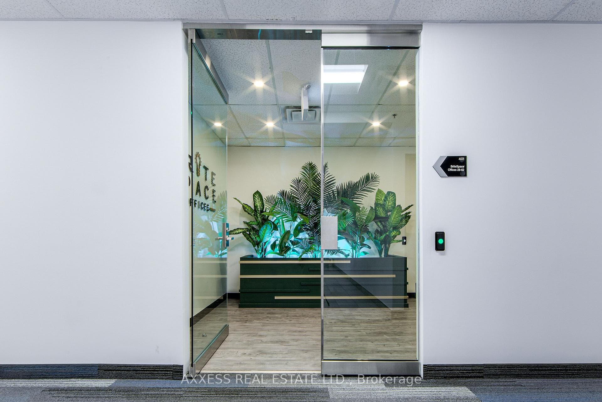 30 Eglinton Avenue Unit 400 photo 47