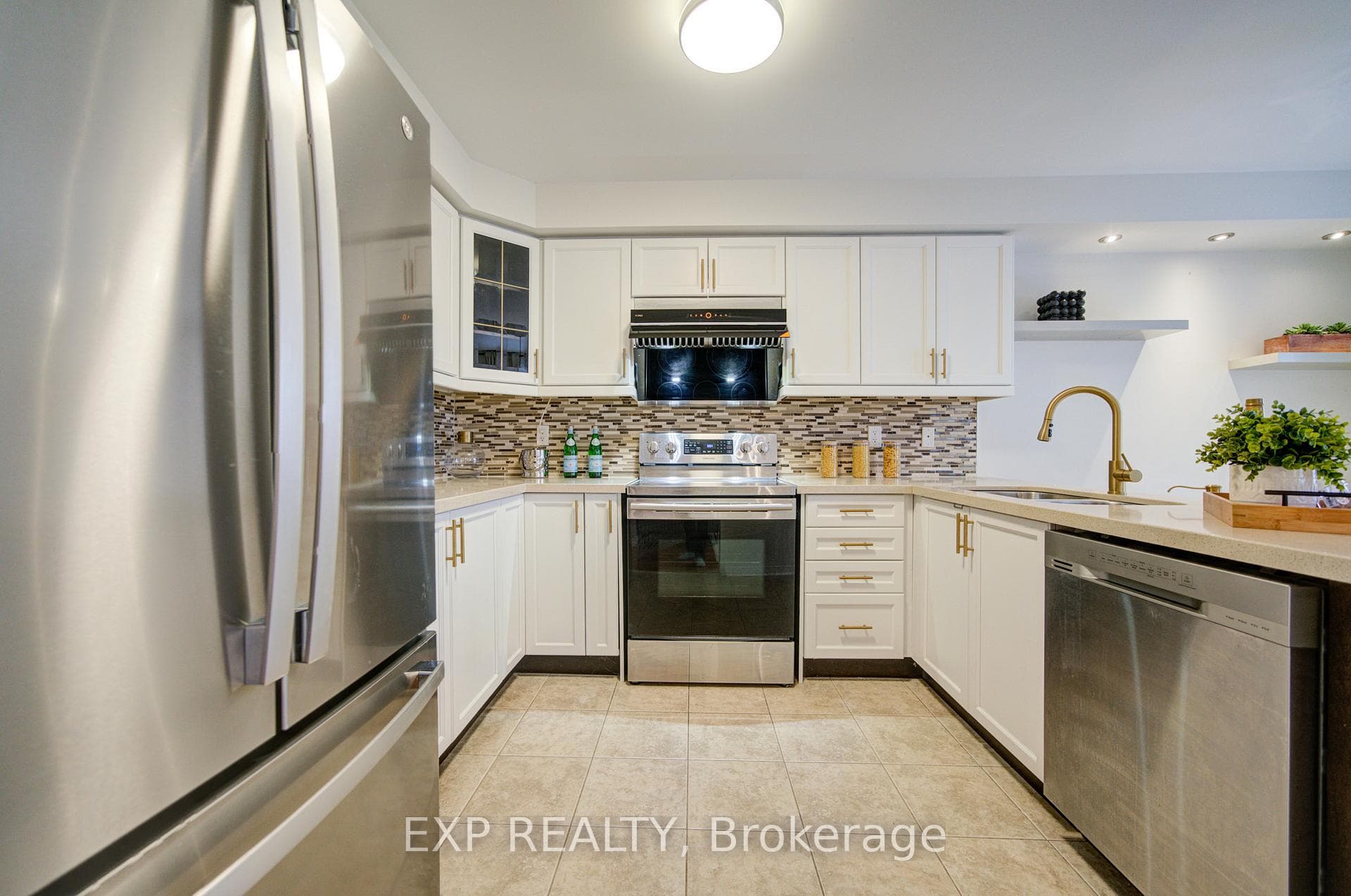 21 Westcliffe Crescent photo 19