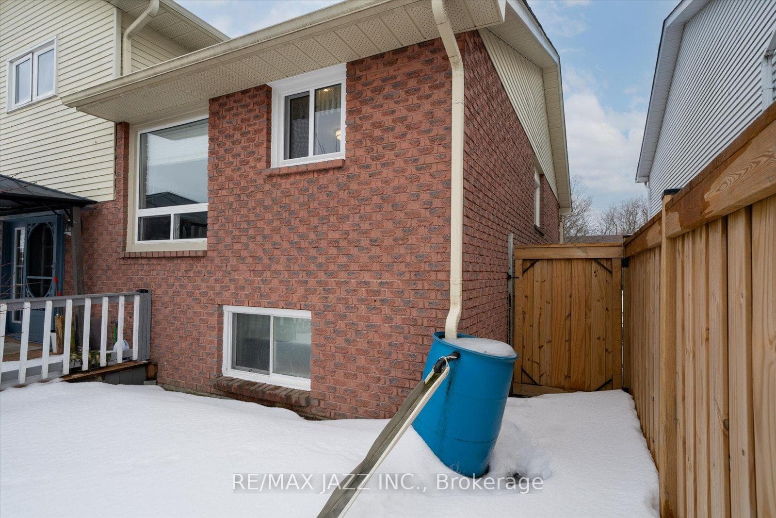 12 Glenabbey Drive photo 29