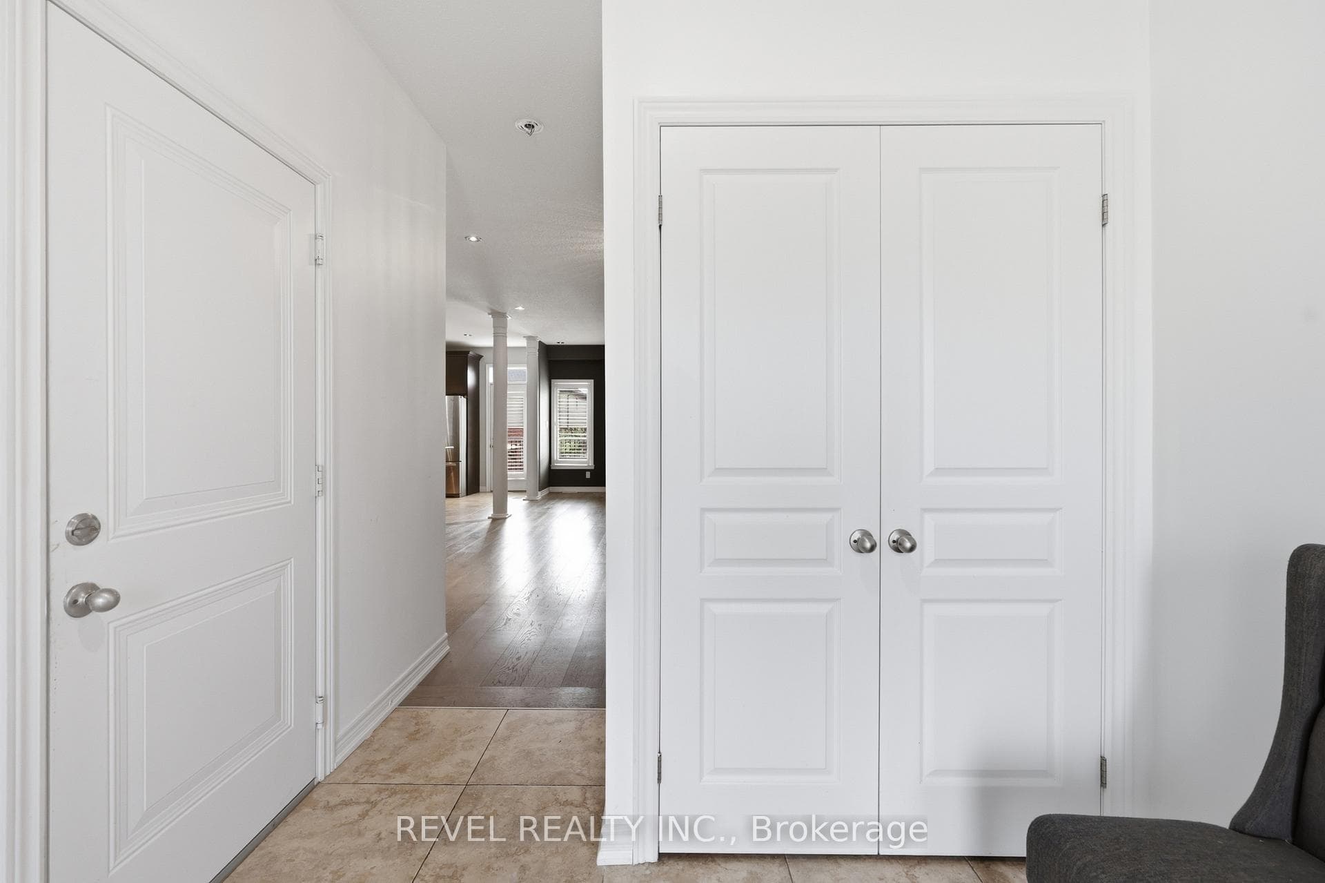 44 Springwood Drive photo 5