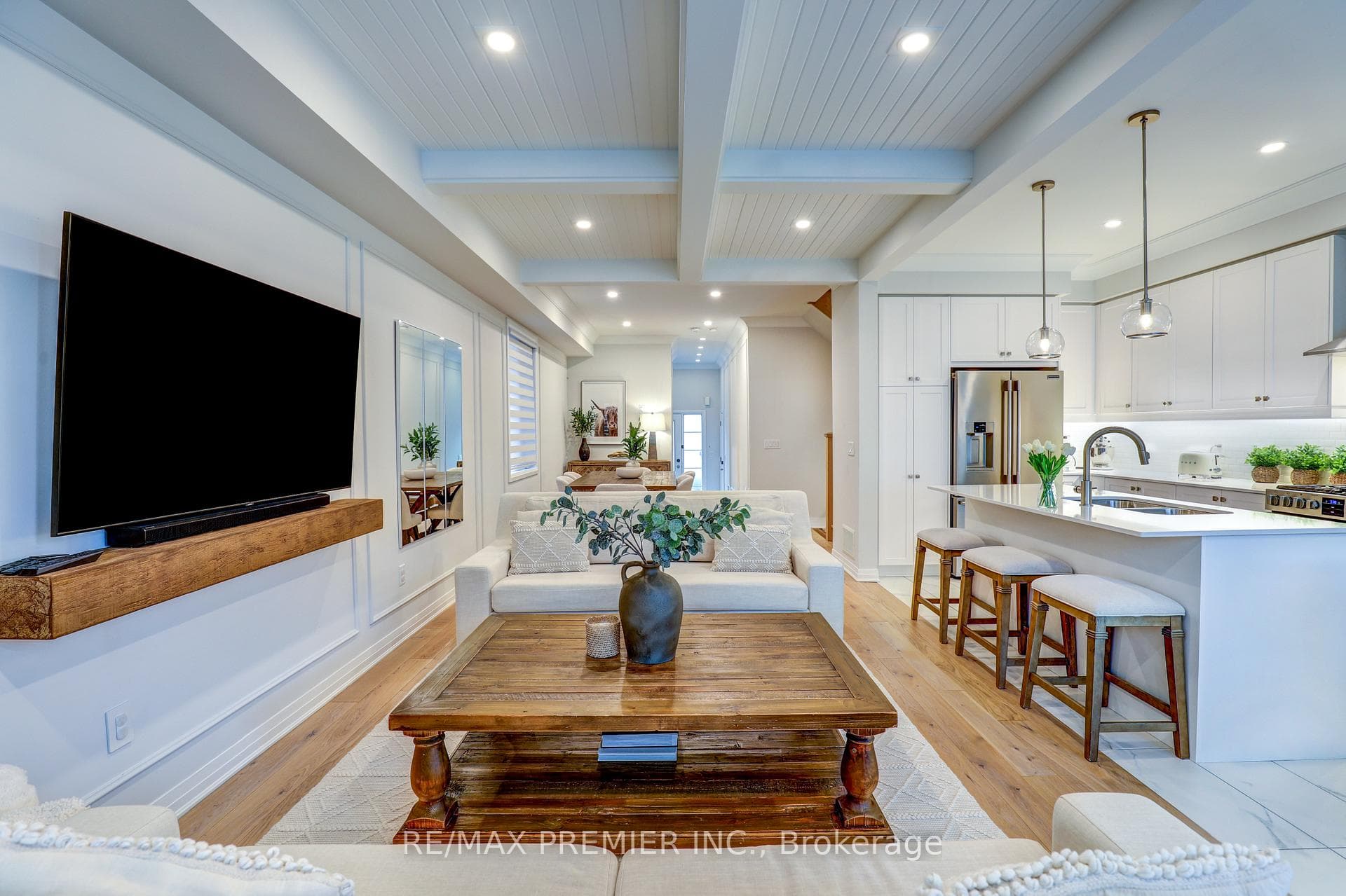75 Landolfi Way photo 9