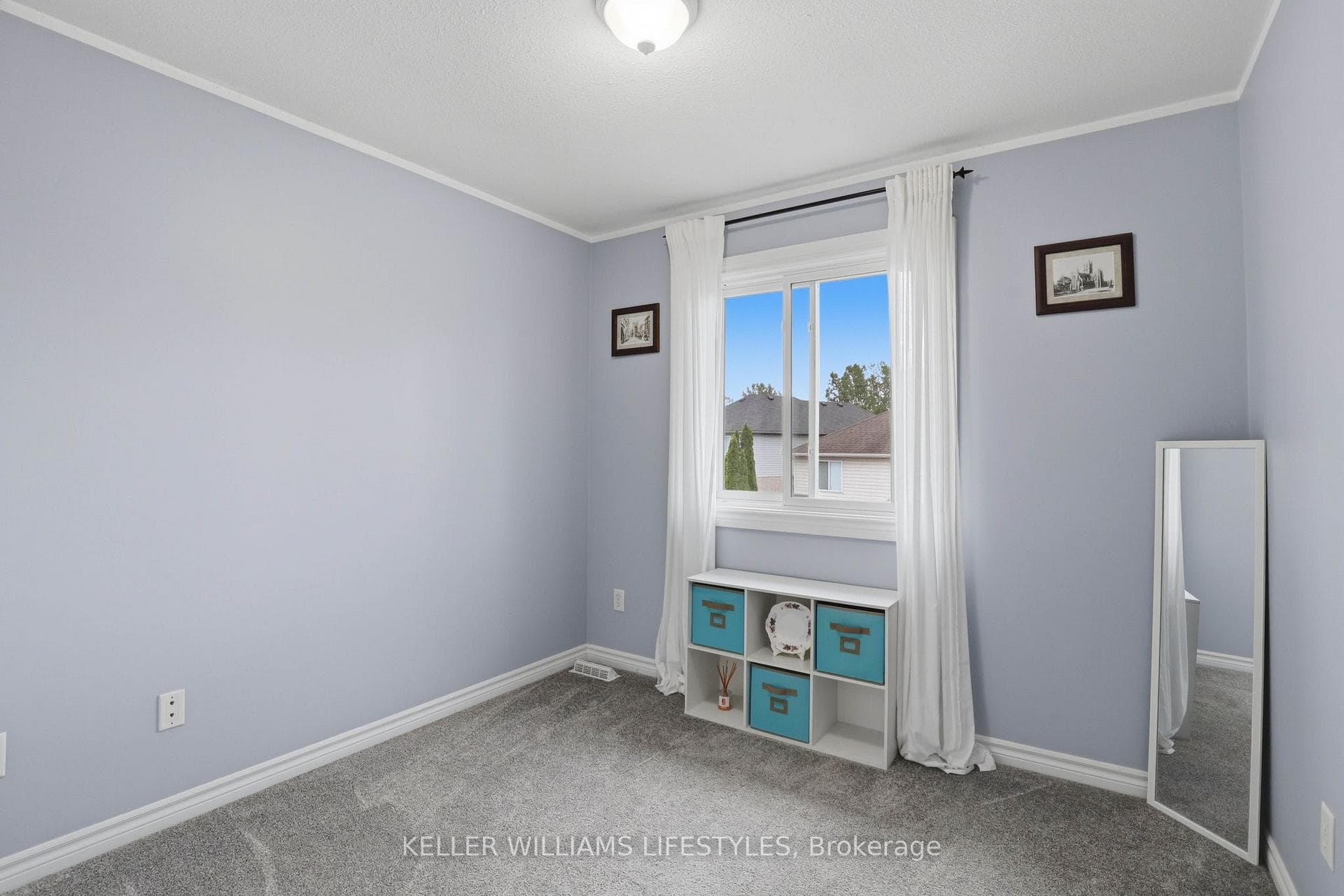 696 Fieldgate Circle photo 24